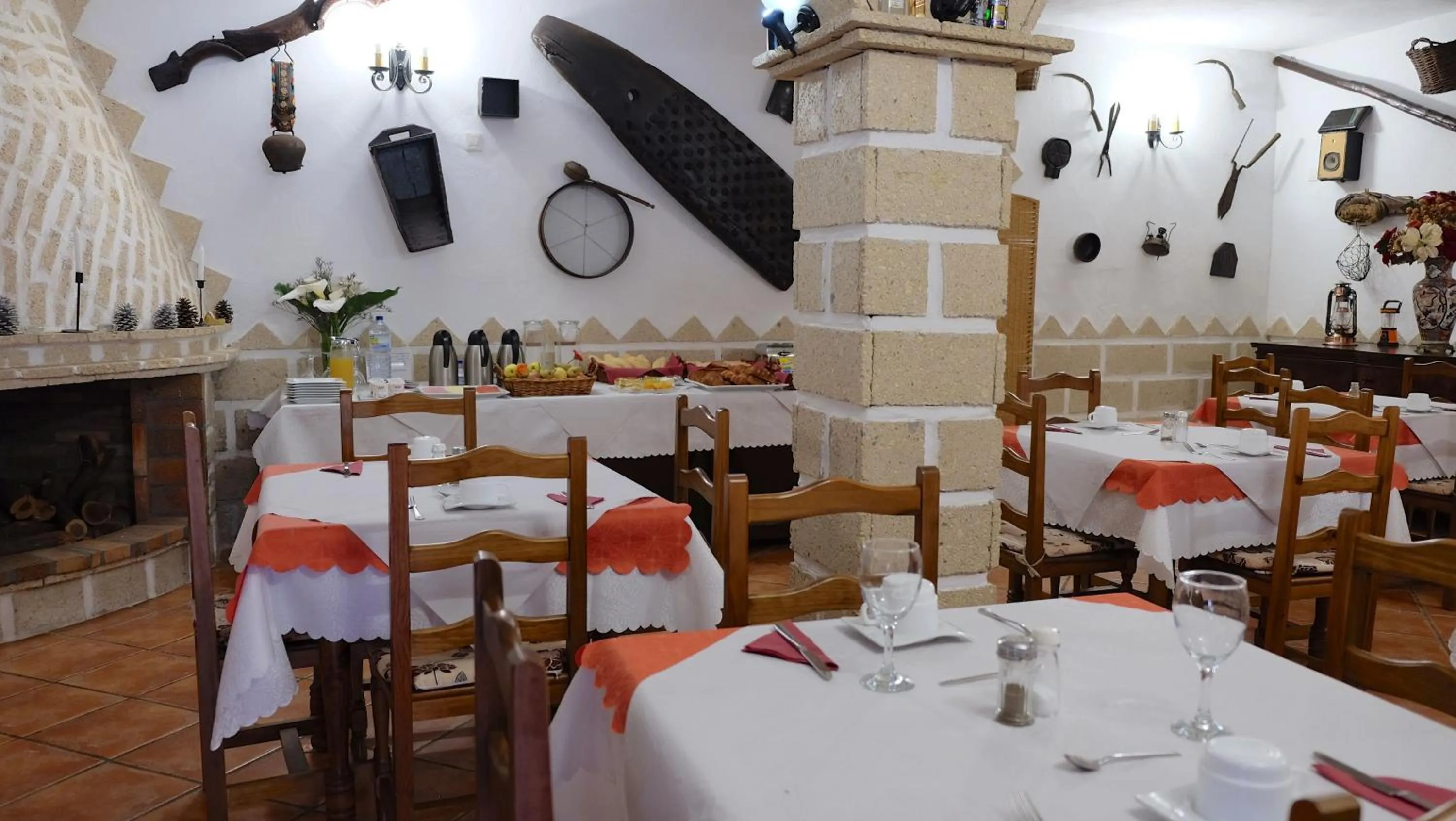 Breakfast in Hotel Rural Finca La Hacienda