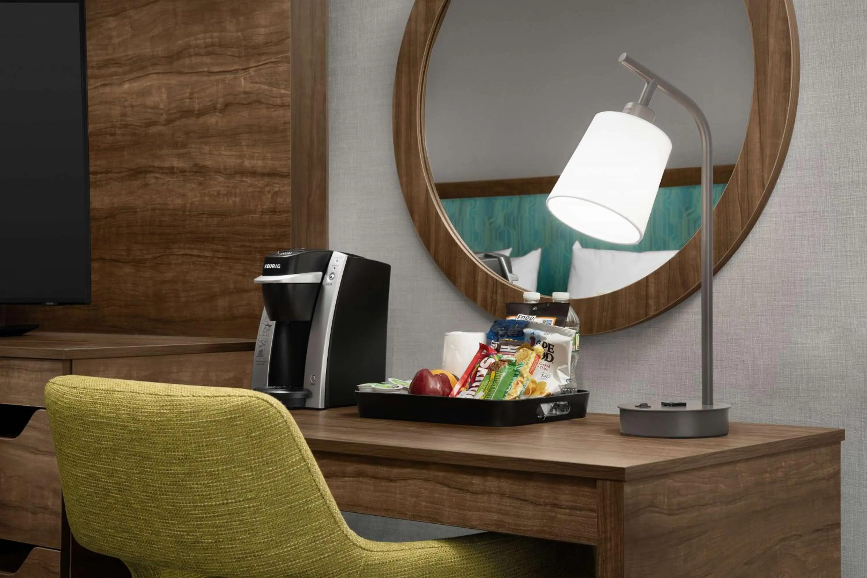 Bedroom in Hampton Inn Haverhill