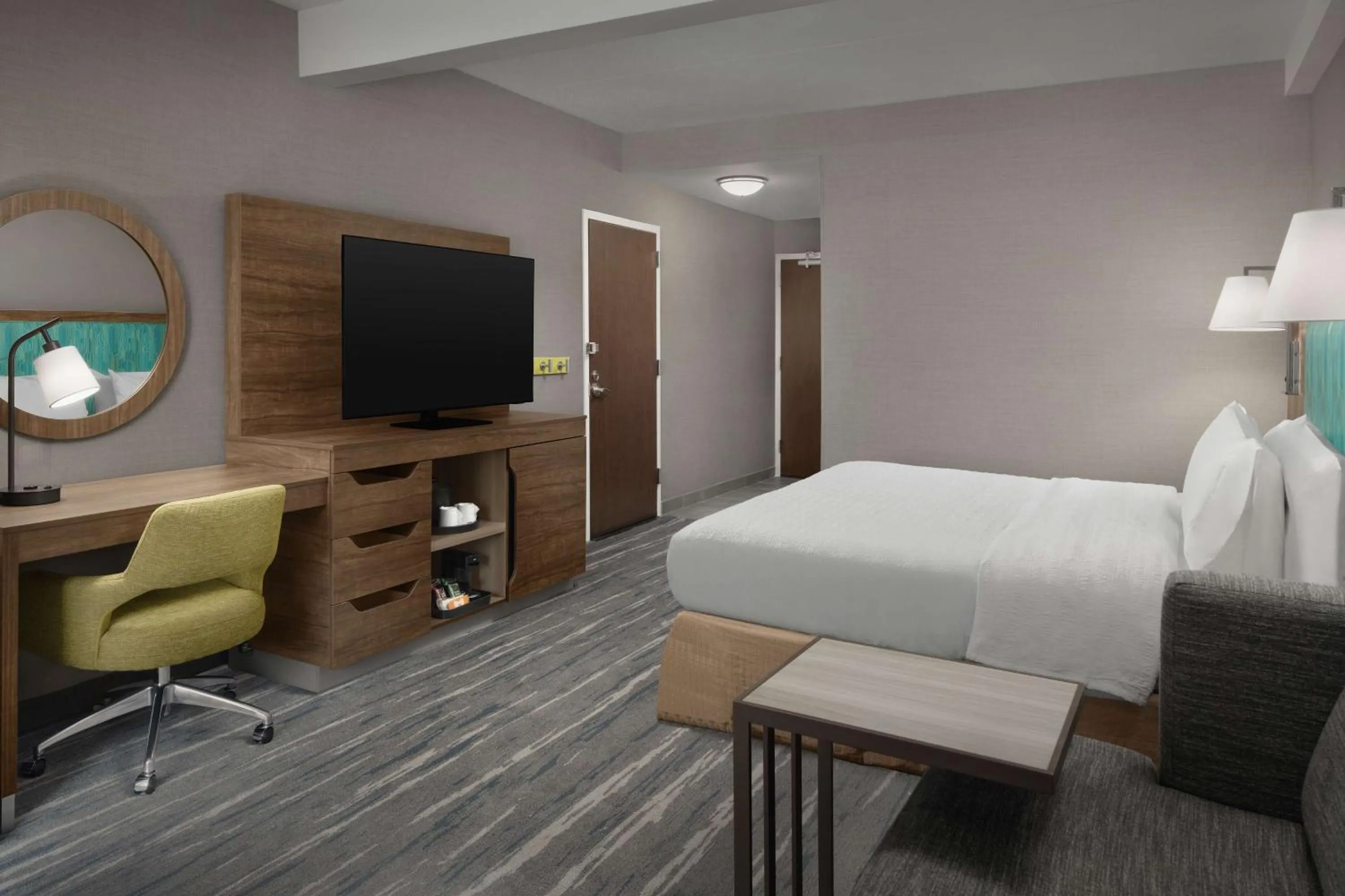 Bed in Hampton Inn Haverhill