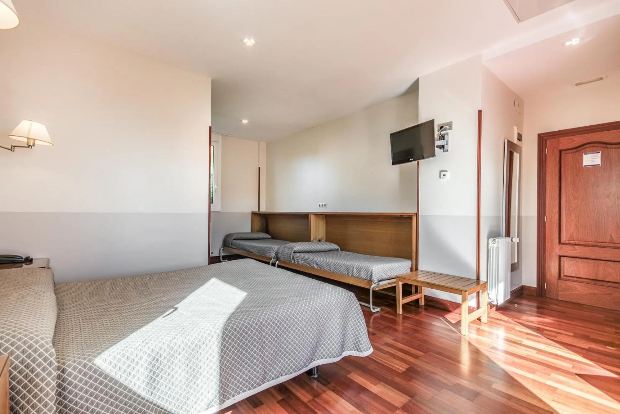 Family, Bed in Hotel Leku Eder