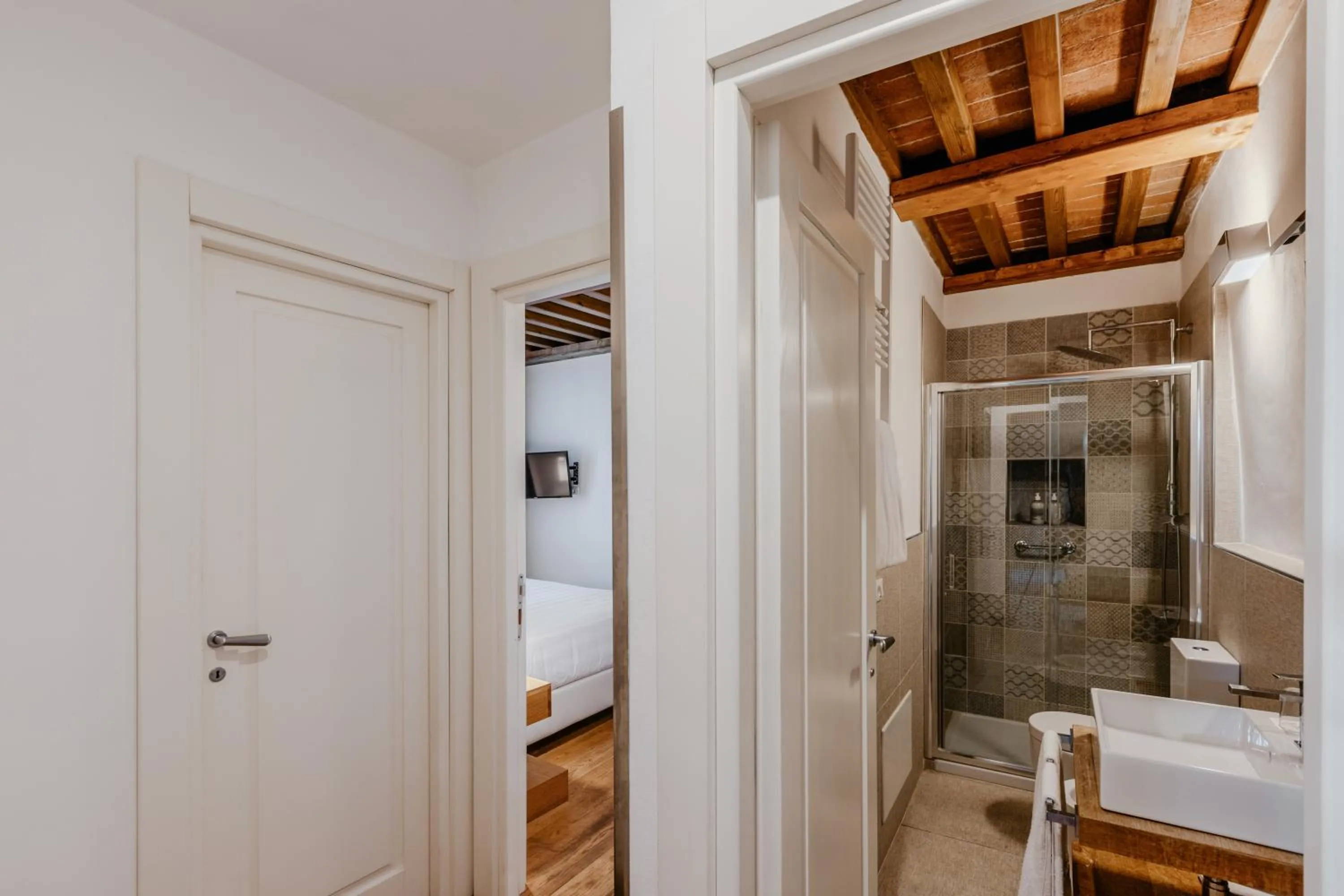 Bathroom in Villa Tolomei Hotel & Resort