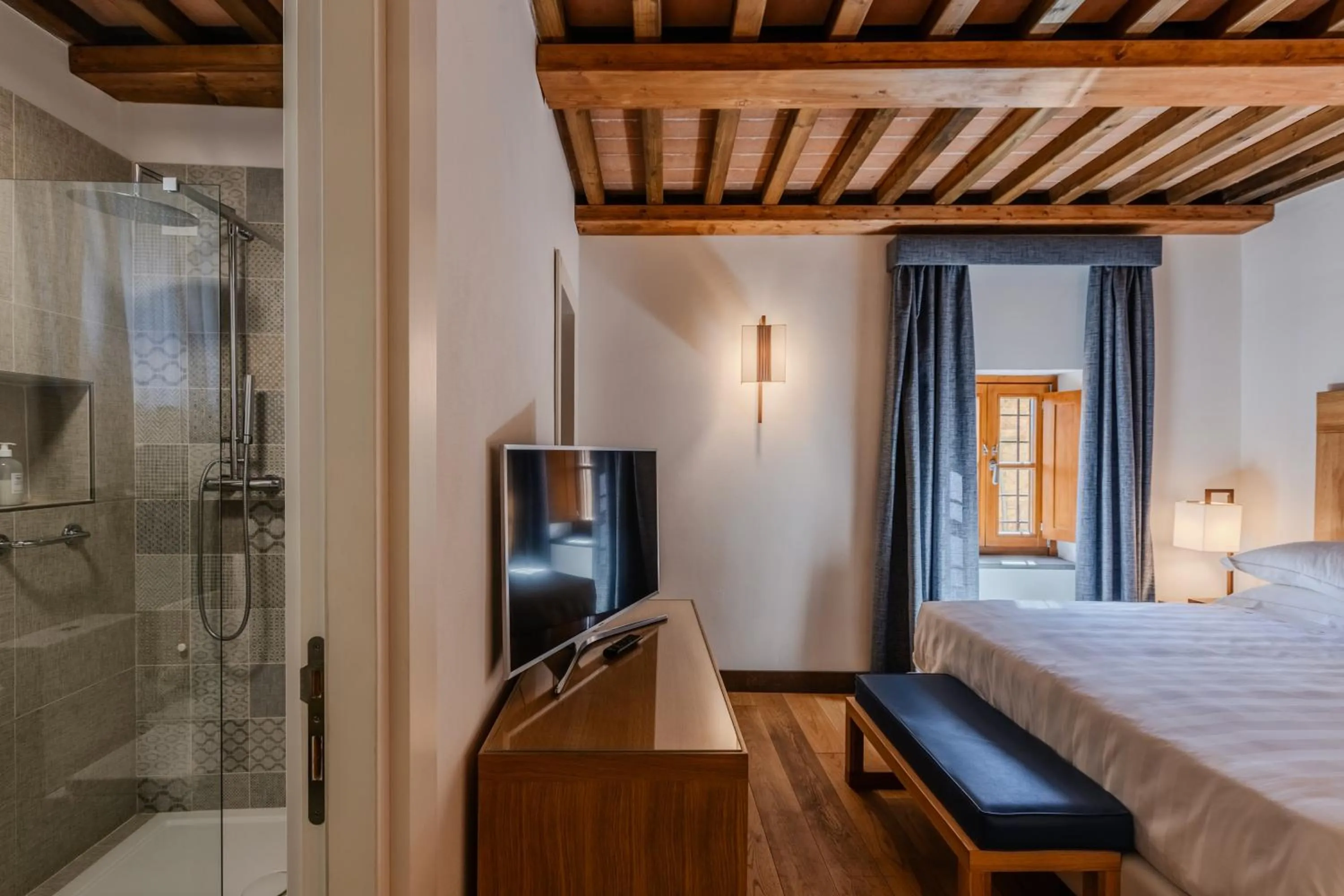 Bedroom, Bed in Villa Tolomei Hotel & Resort