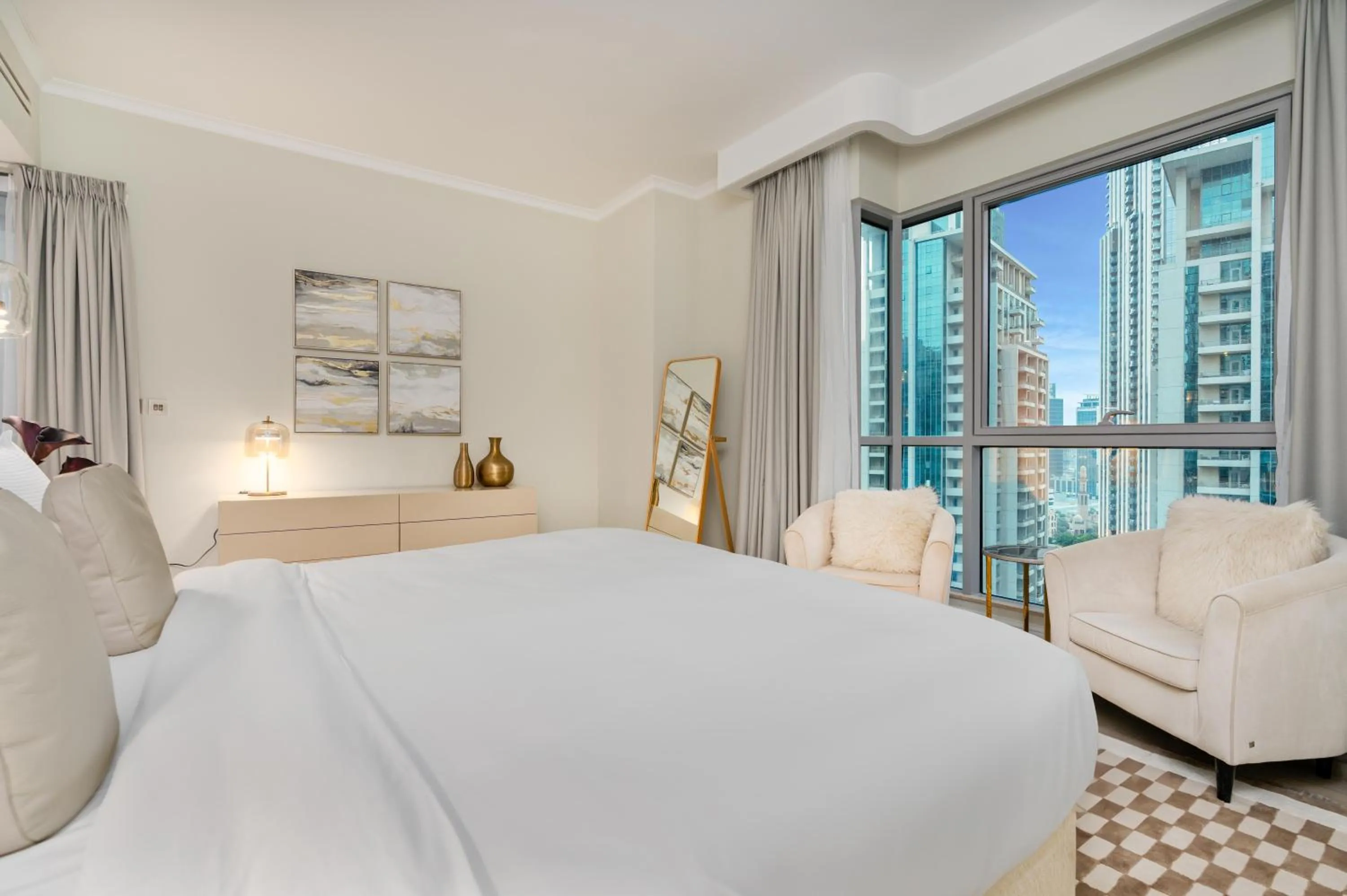 Bed in Westminster Burj Residences