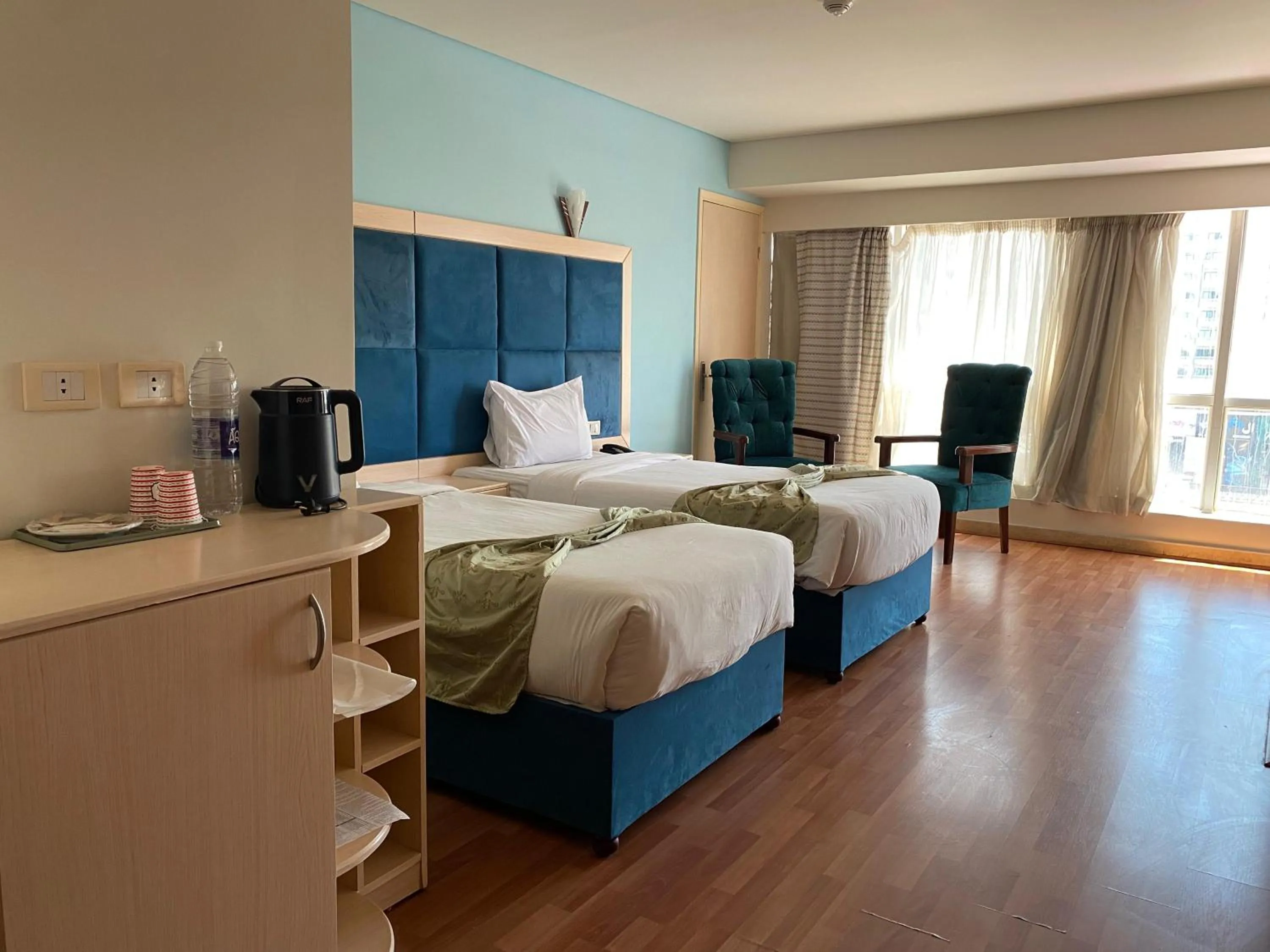 Photo of the whole room, Bed in Aracan Portsaid