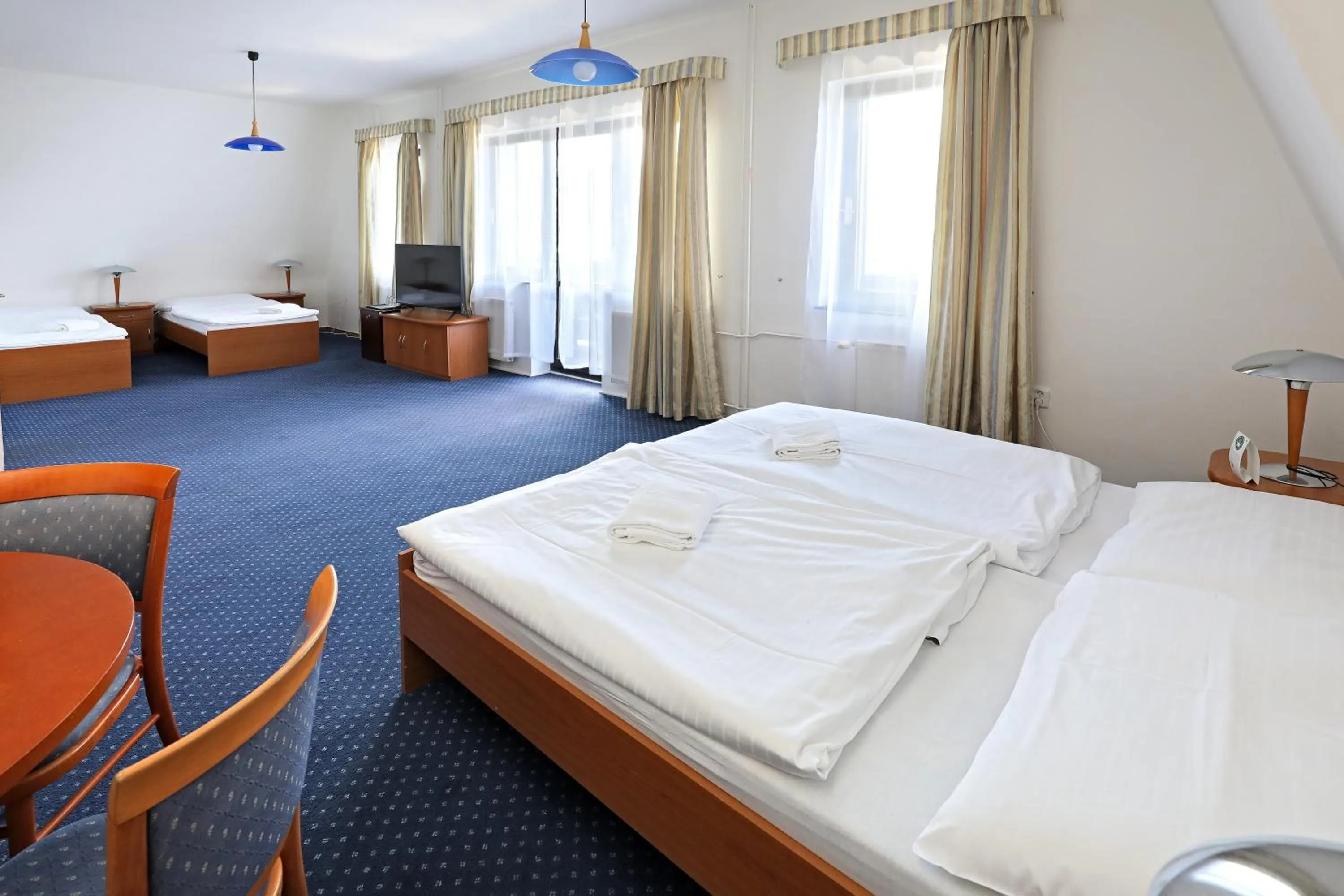 Photo of the whole room in Hotel Laguna Slapy