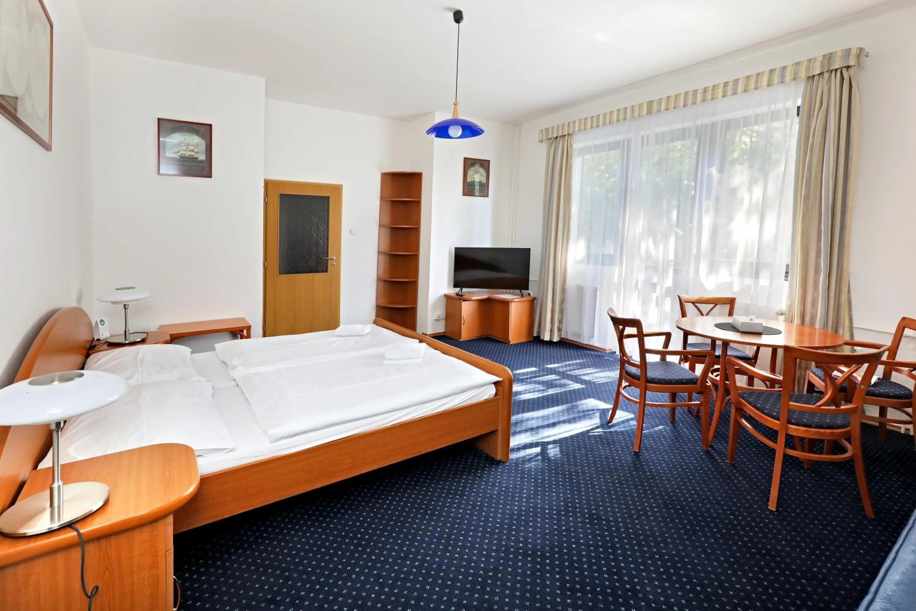 Photo of the whole room in Hotel Laguna Slapy