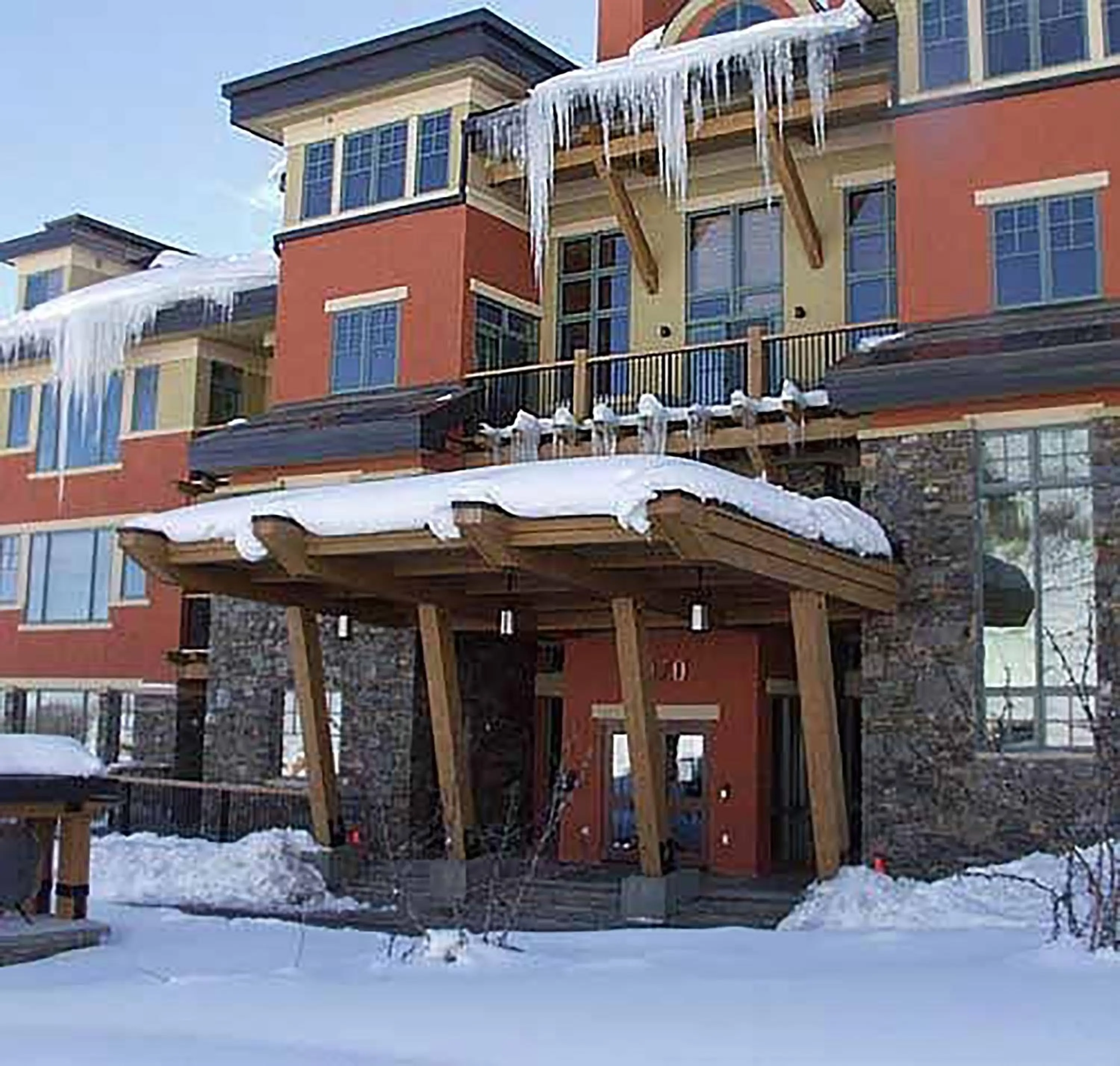 Property building in Raintree's The Miners Club Park City