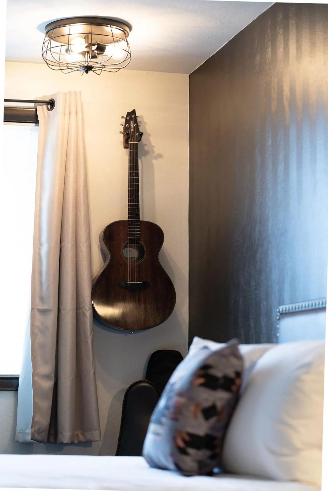 Bedroom, Bed in Campfire Hotel