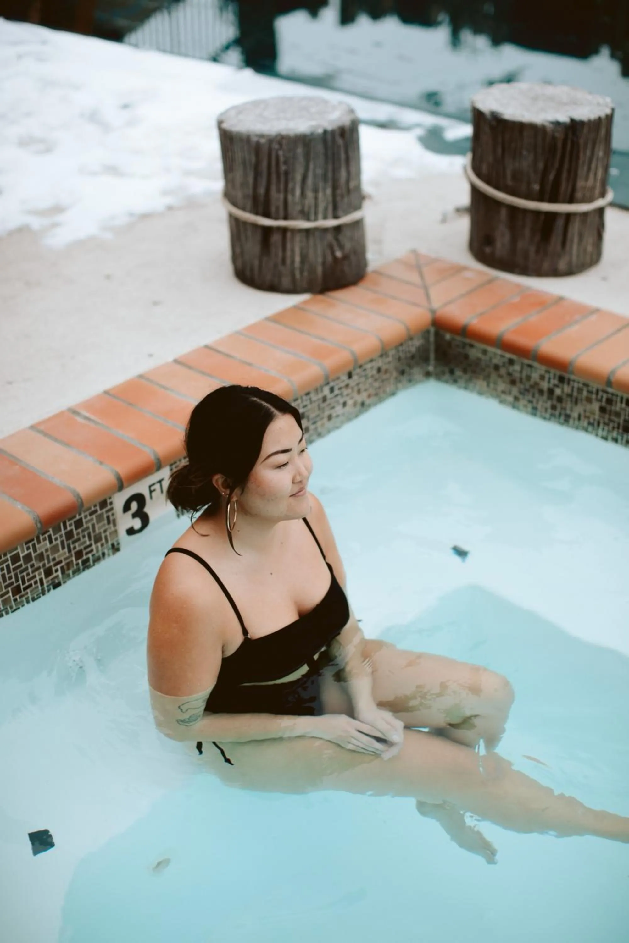 Hot Tub in Campfire Hotel