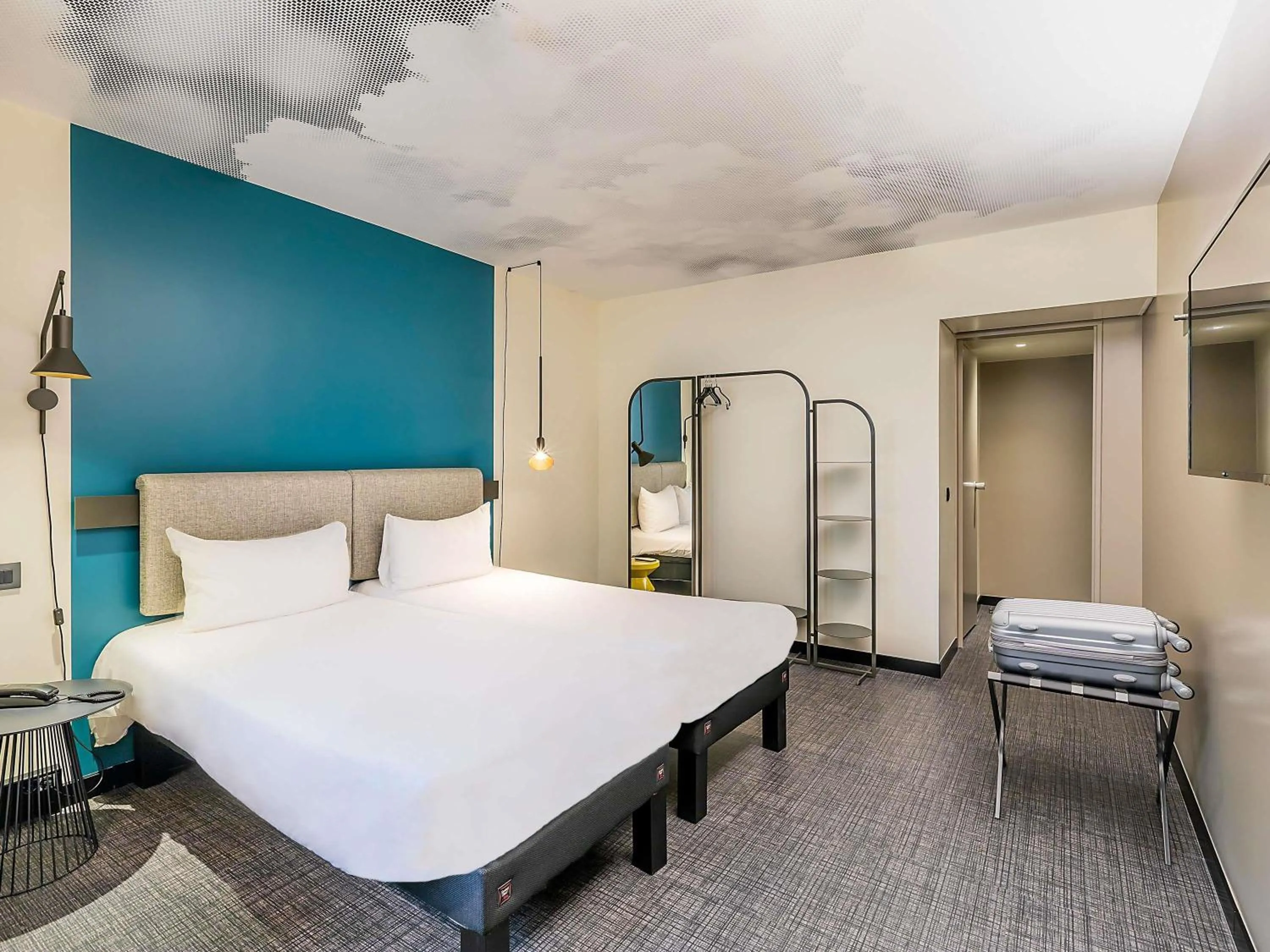 Bedroom, Bed in Hotel ibis Lisboa Alfragide