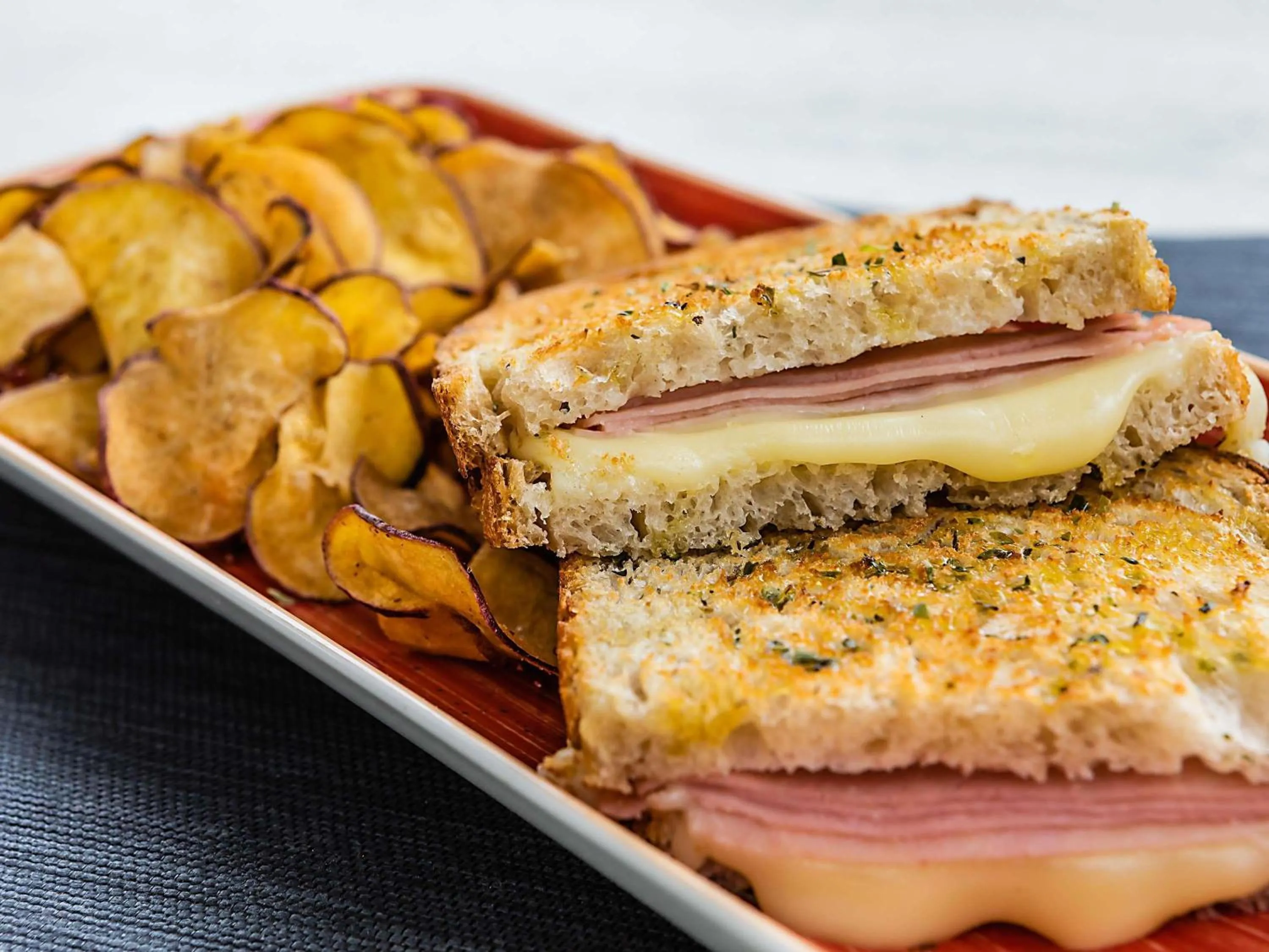 Restaurant/places to eat in Hotel ibis Lisboa Alfragide