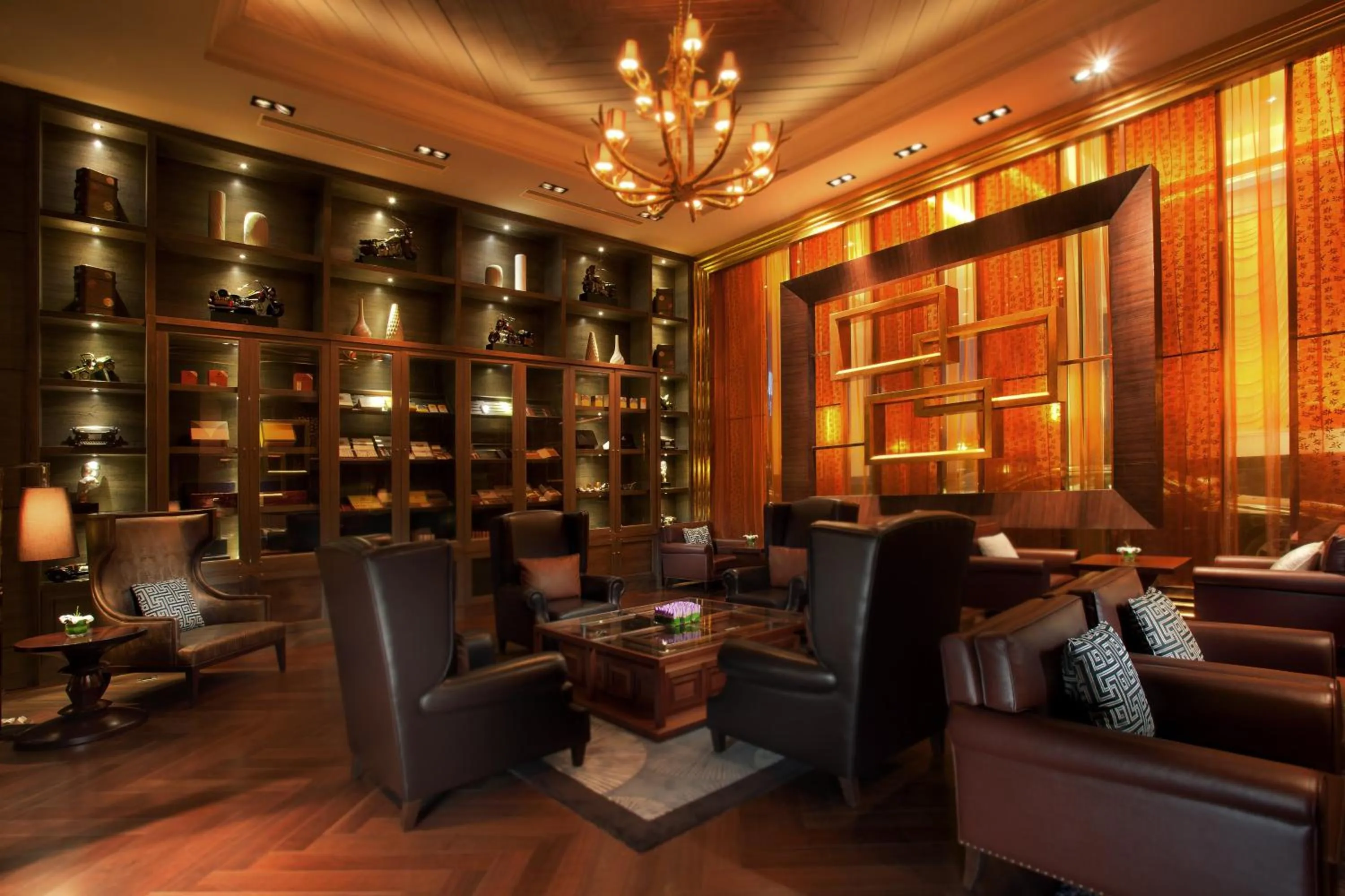 Lounge or bar in InterContinental Wuxi by IHG