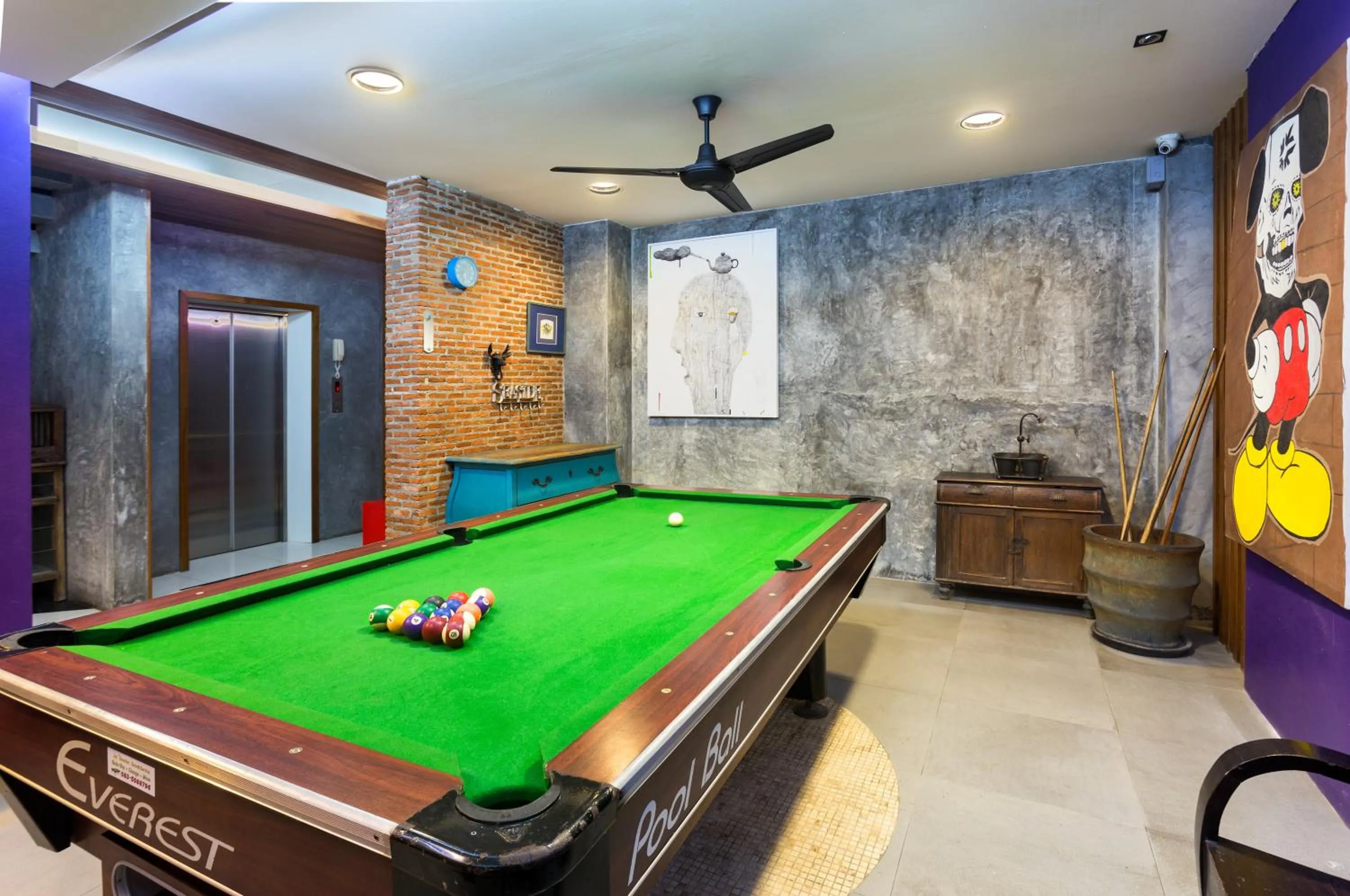 Billiard in Memory Boutique Patong