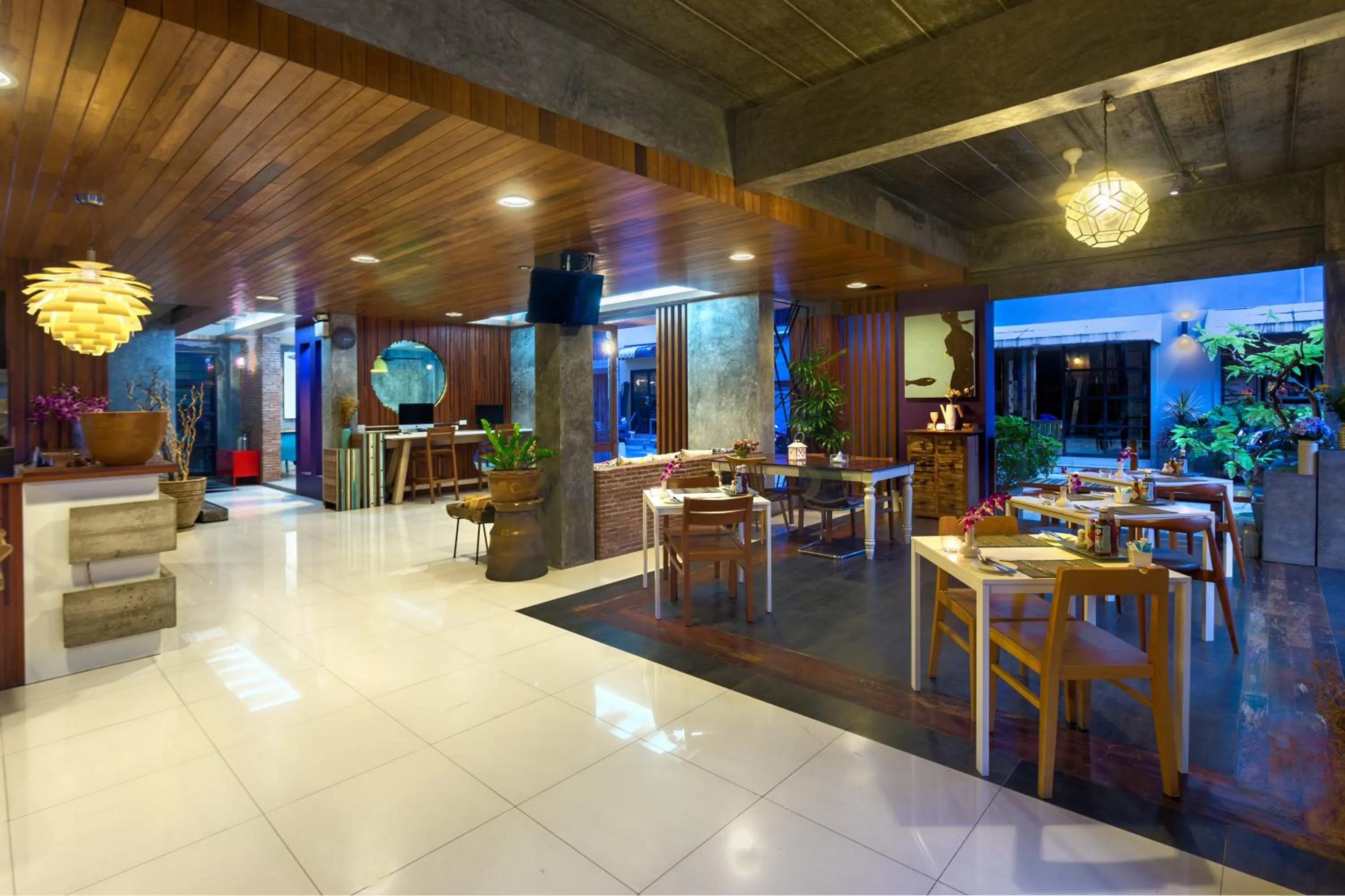 Communal lounge/ TV room in Memory Boutique Patong