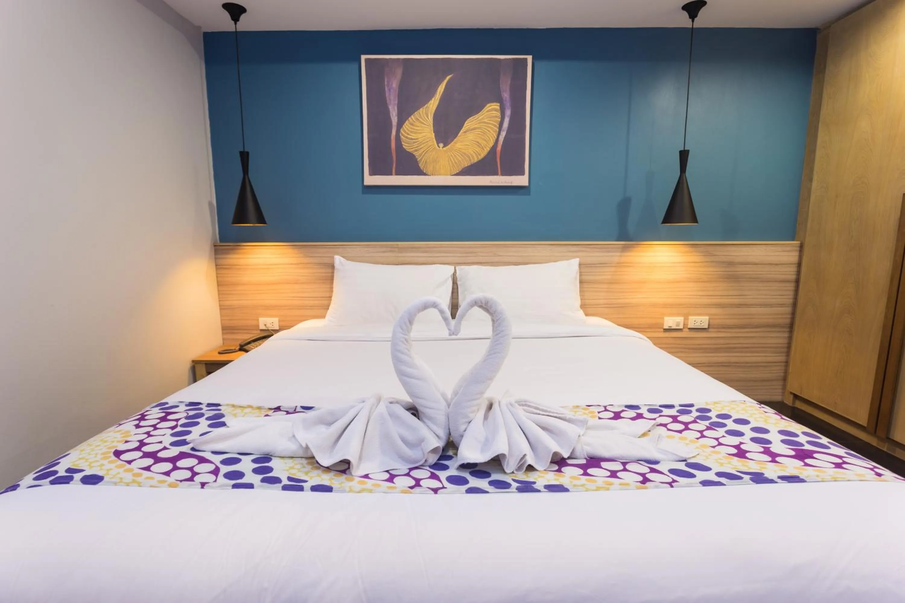 Shower, Bed in Memory Boutique Patong