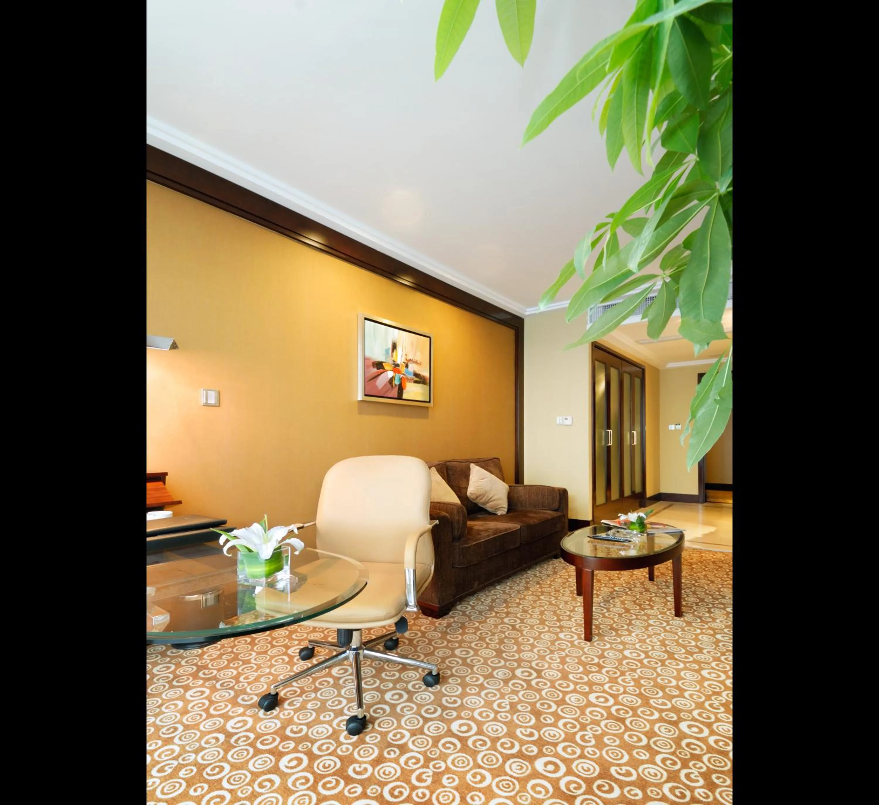 Lobby or reception in Golden Eagle Summit Hotel (Downtown)