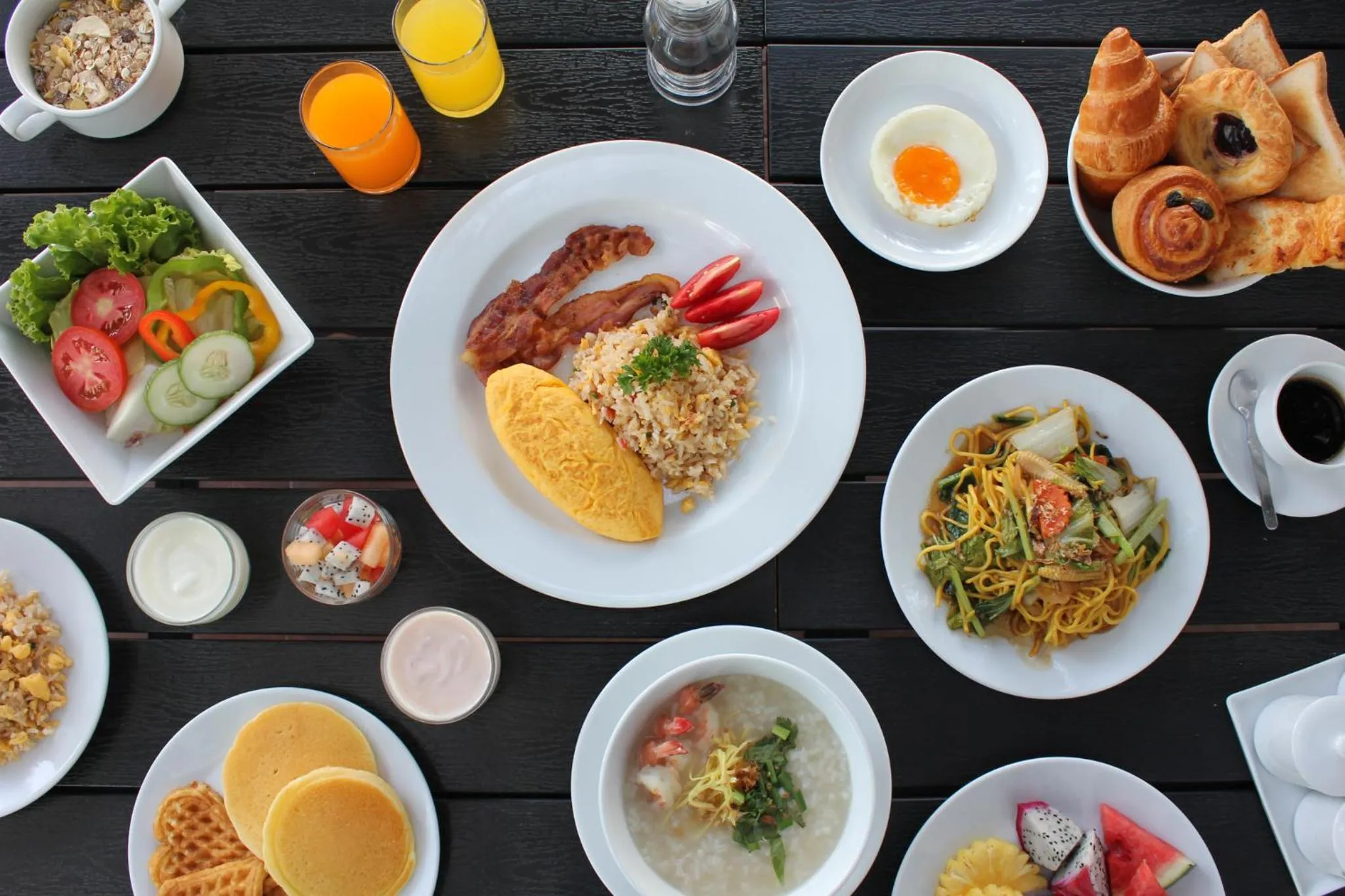 Food and drinks in The Palmery Resort