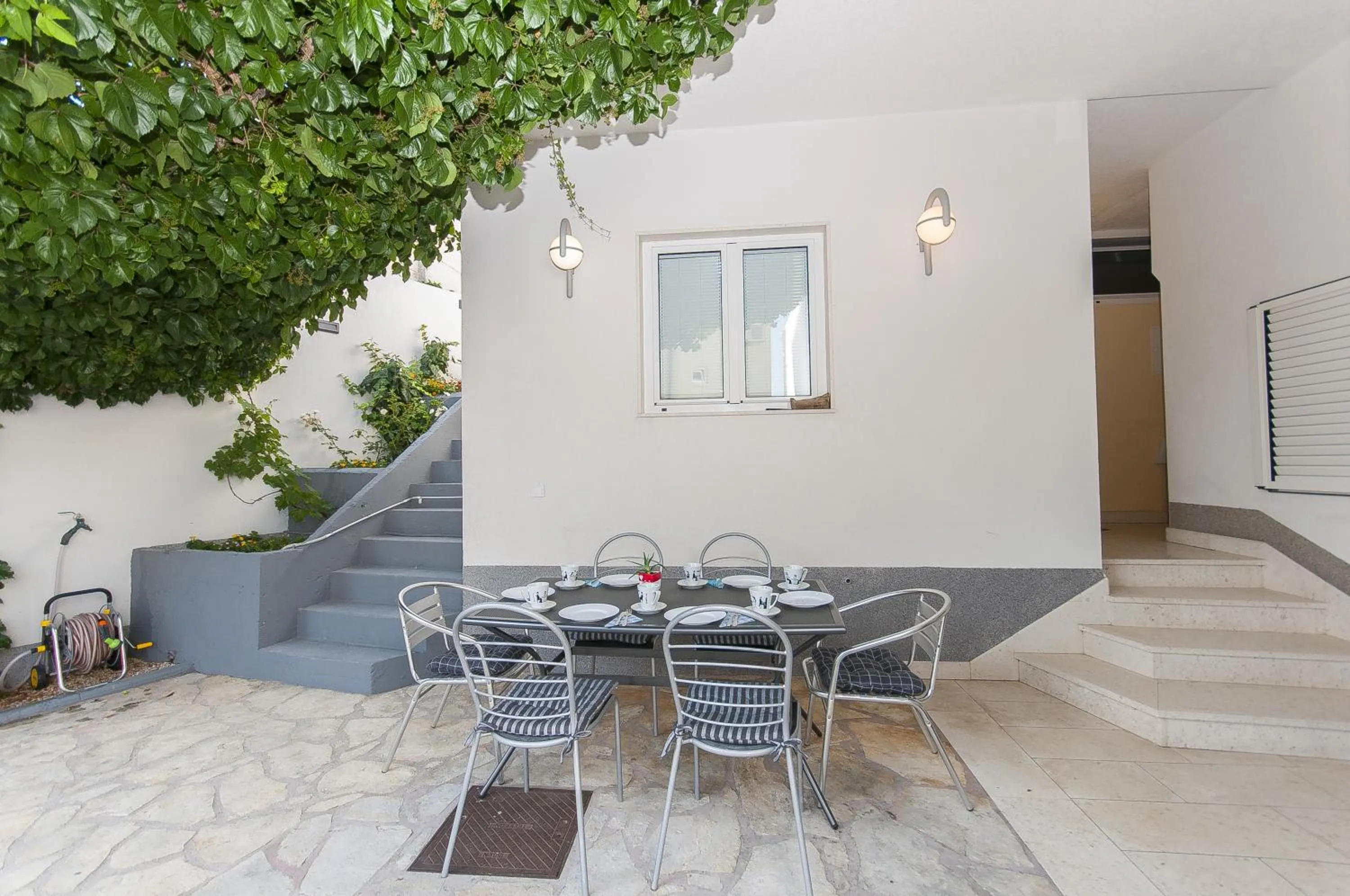 Property building in Apartment Brajki