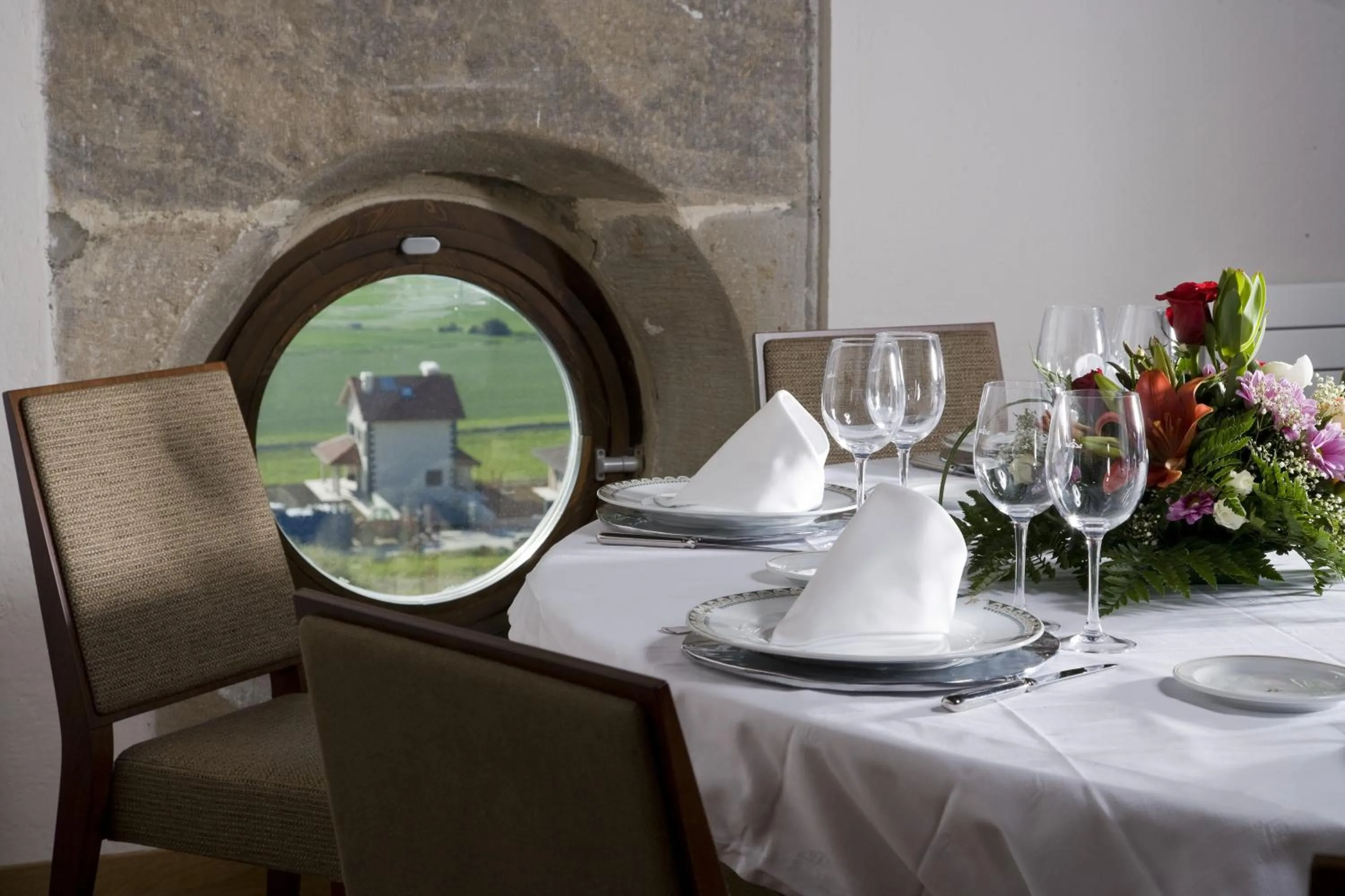 Restaurant/places to eat in Parador de Argómaniz