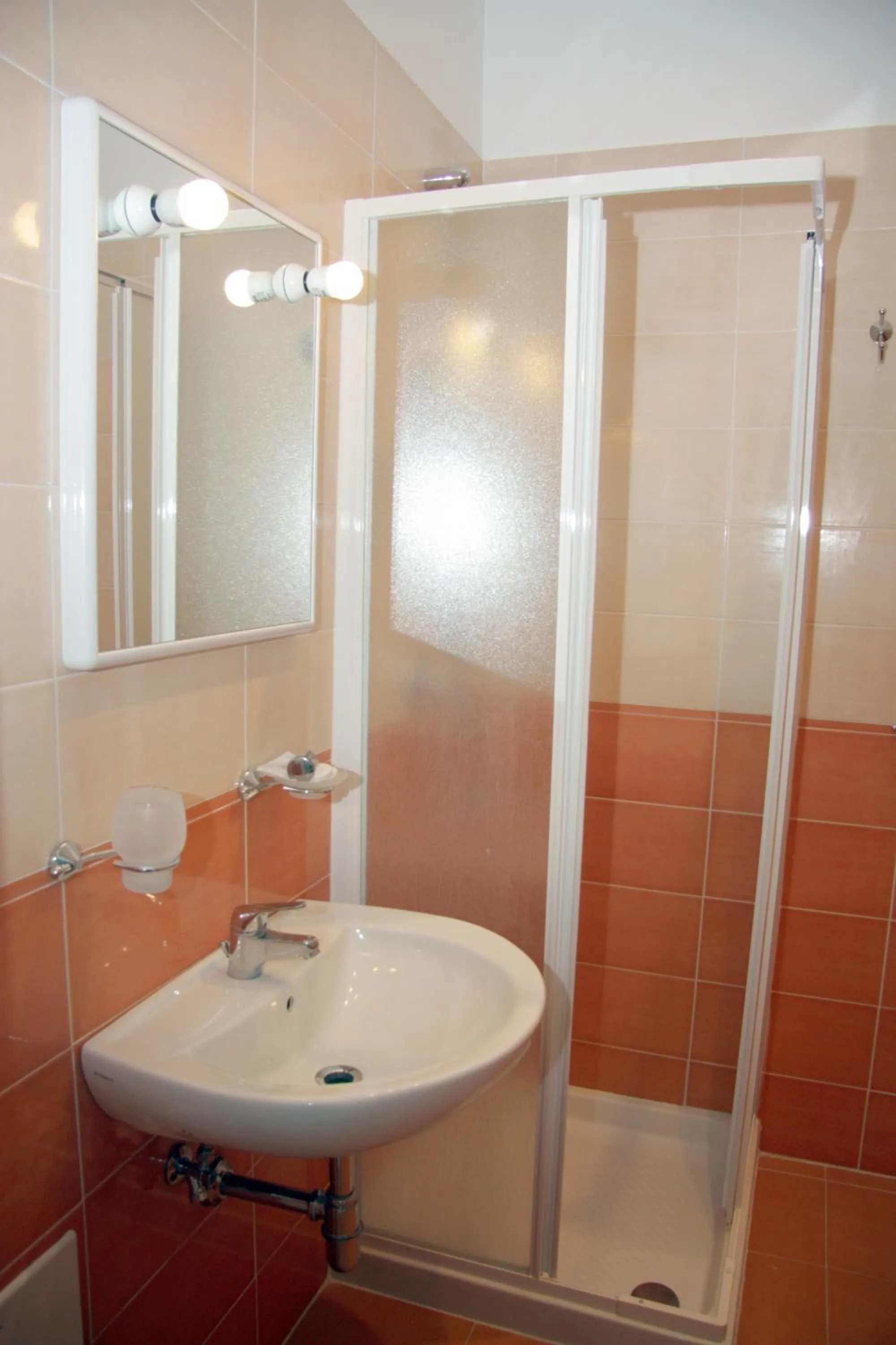 Bathroom in Viaggio a Napoli B&B