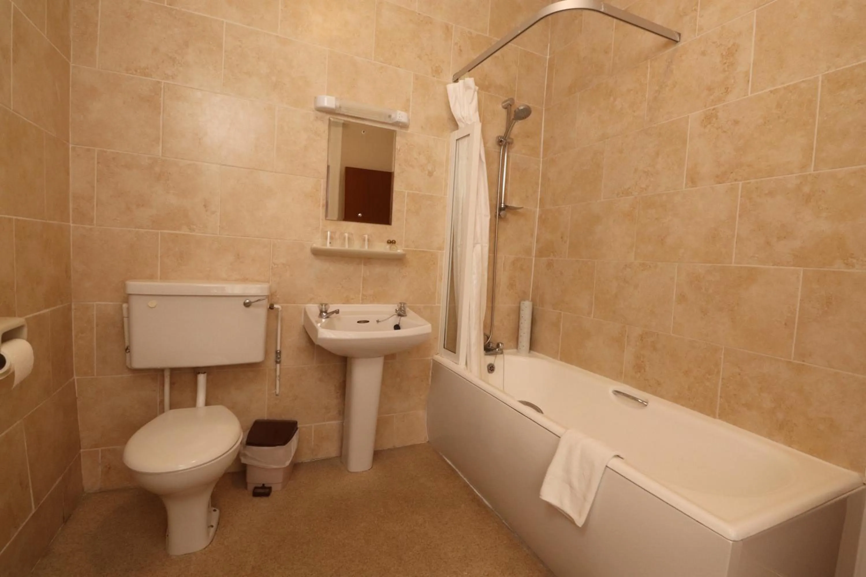 Shower in The Esplanade Hotel