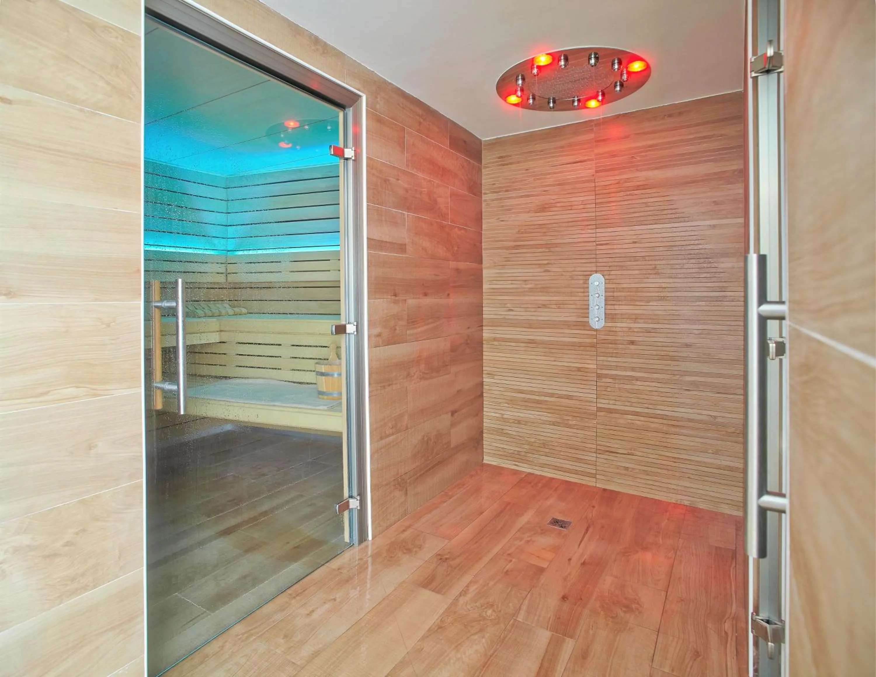 Sauna in Hotel Restaurant La Vague de Saint Paul