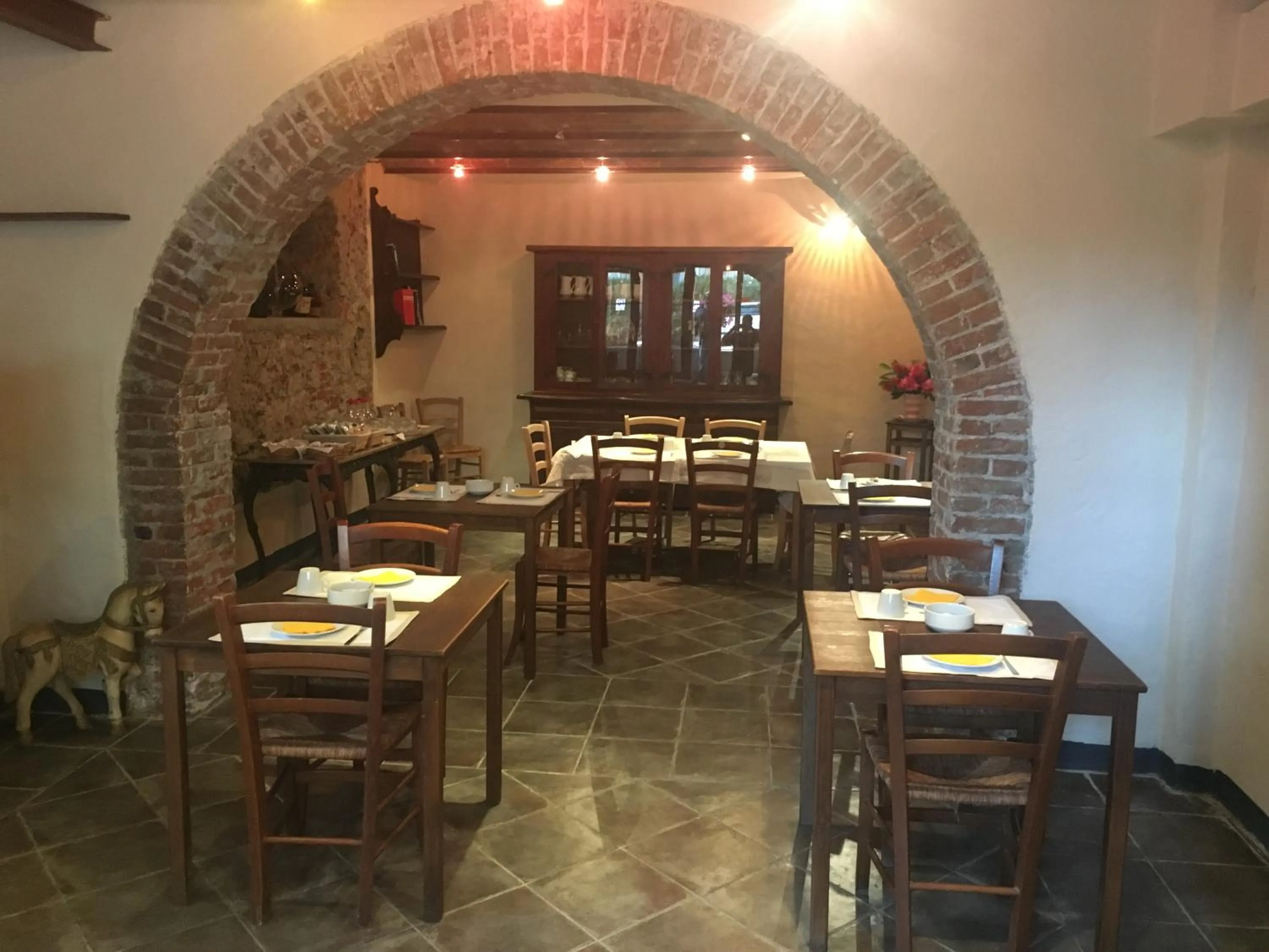 Restaurant/places to eat in Albergo La Villetta