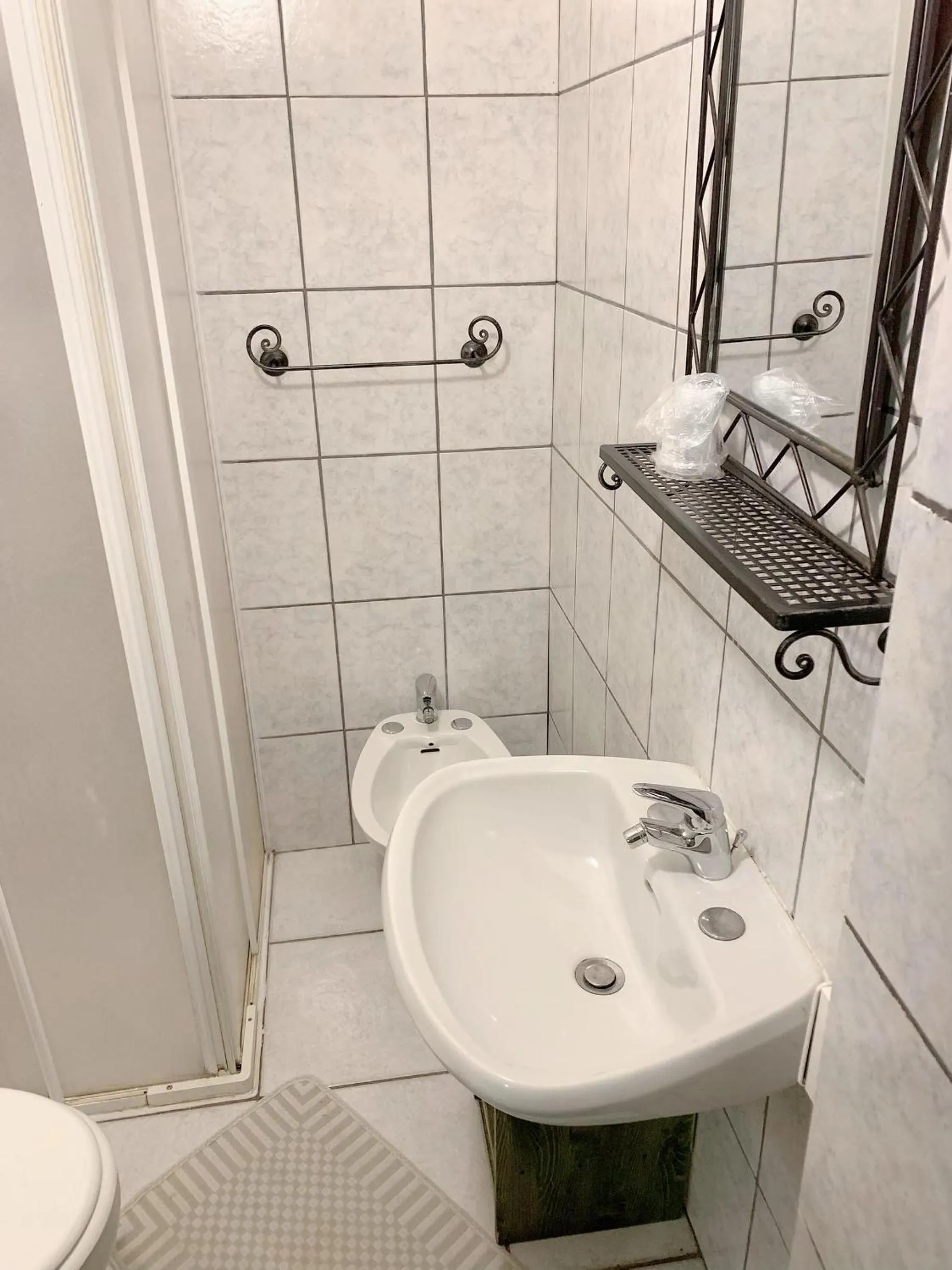 Bathroom in Albergo La Villetta