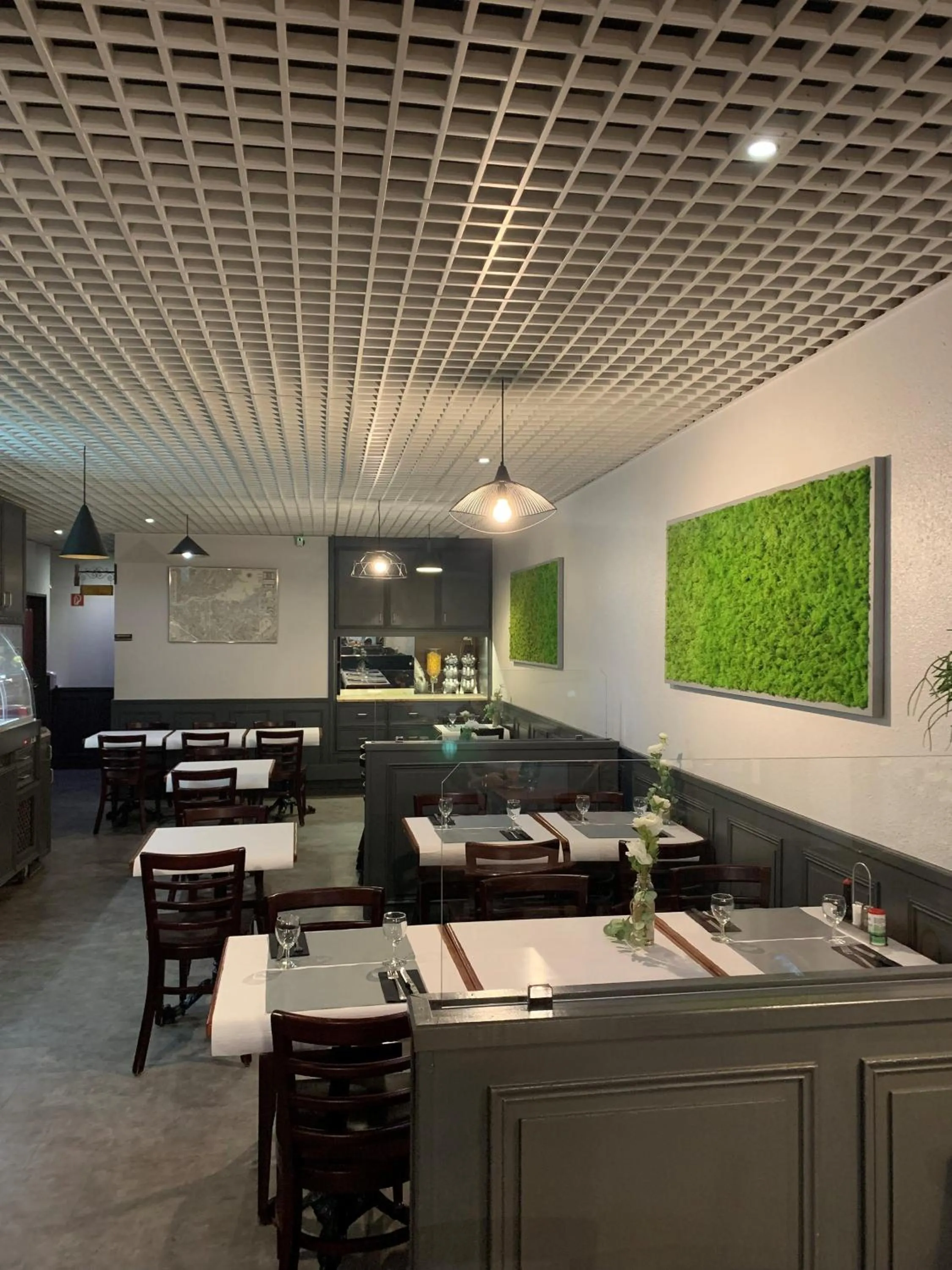 Restaurant/places to eat in Calvy