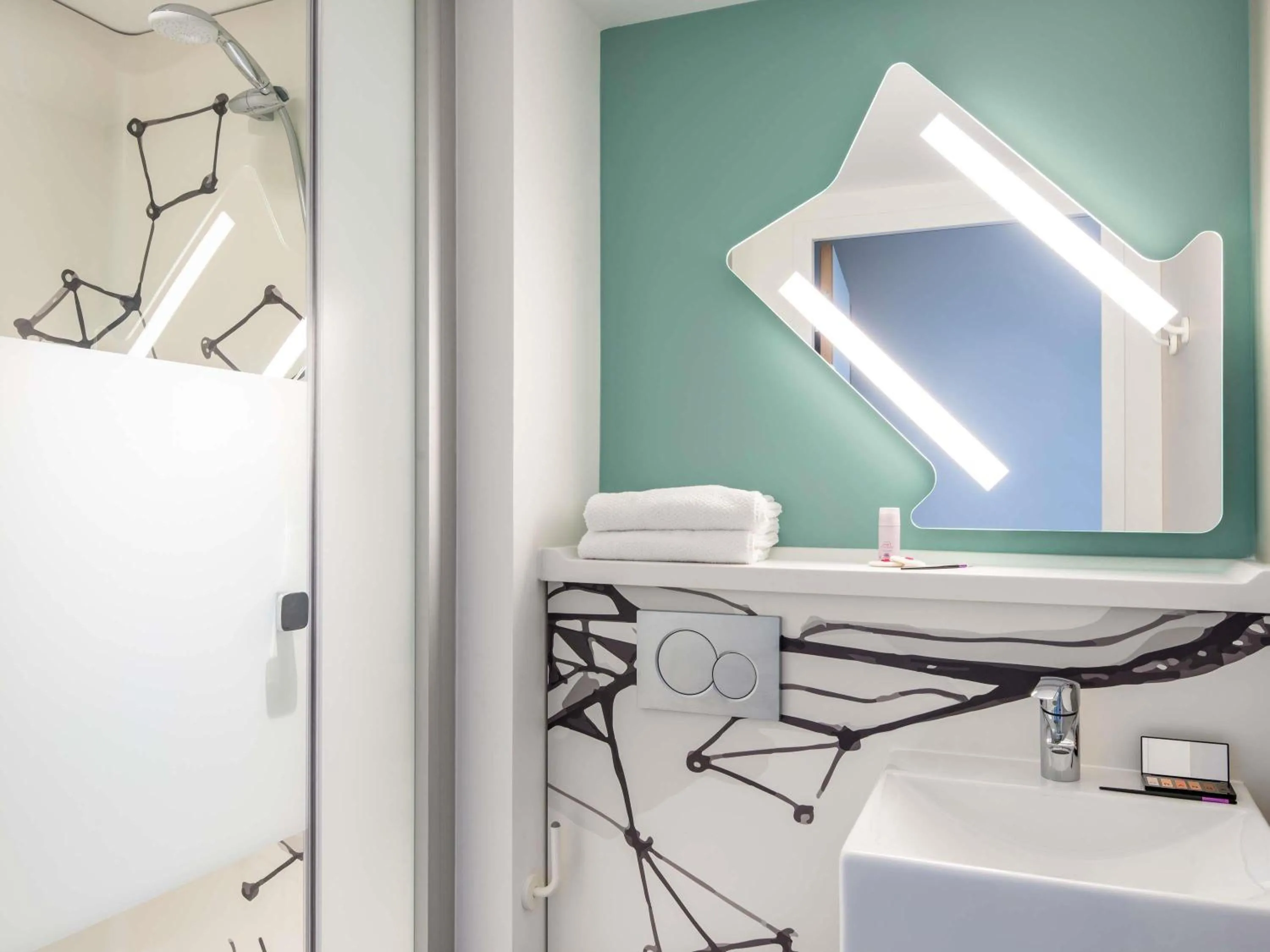 Bedroom in ibis budget Gonesse Le Bourget