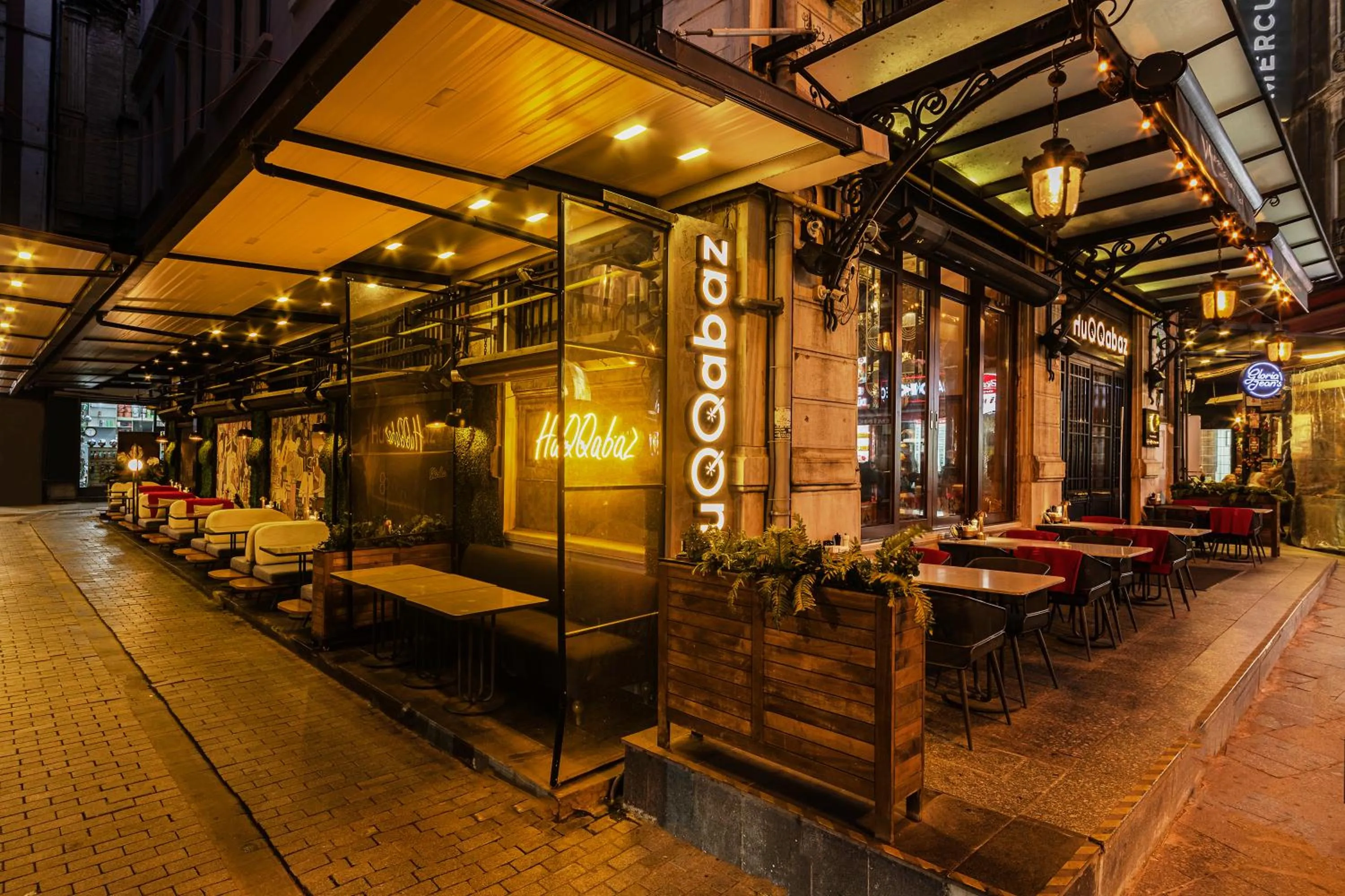 Restaurant/places to eat in Mercure Istanbul Sirkeci