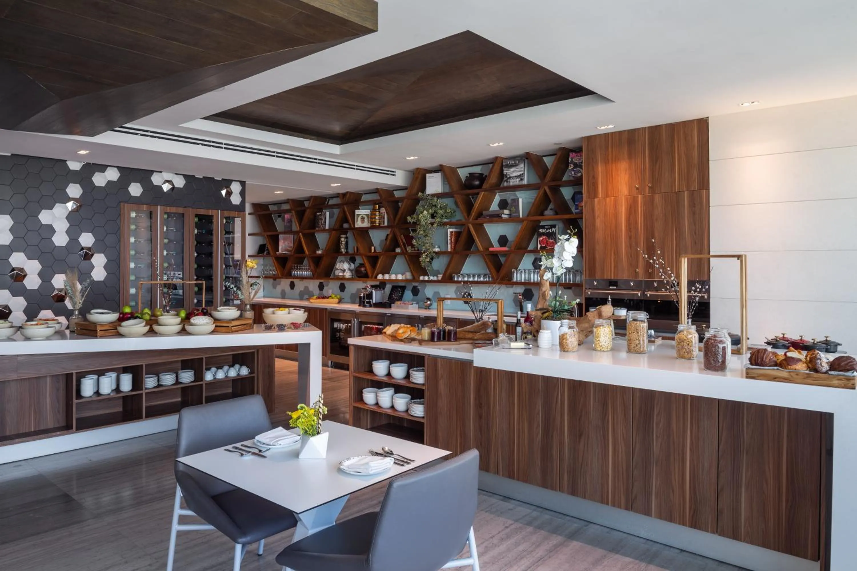 Lounge or bar in Sofitel Mexico City Reforma