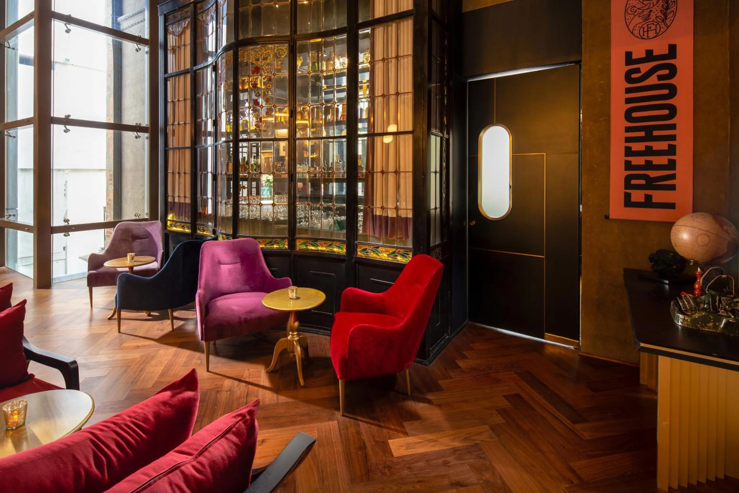 Lounge or bar in Sofitel Mexico City Reforma