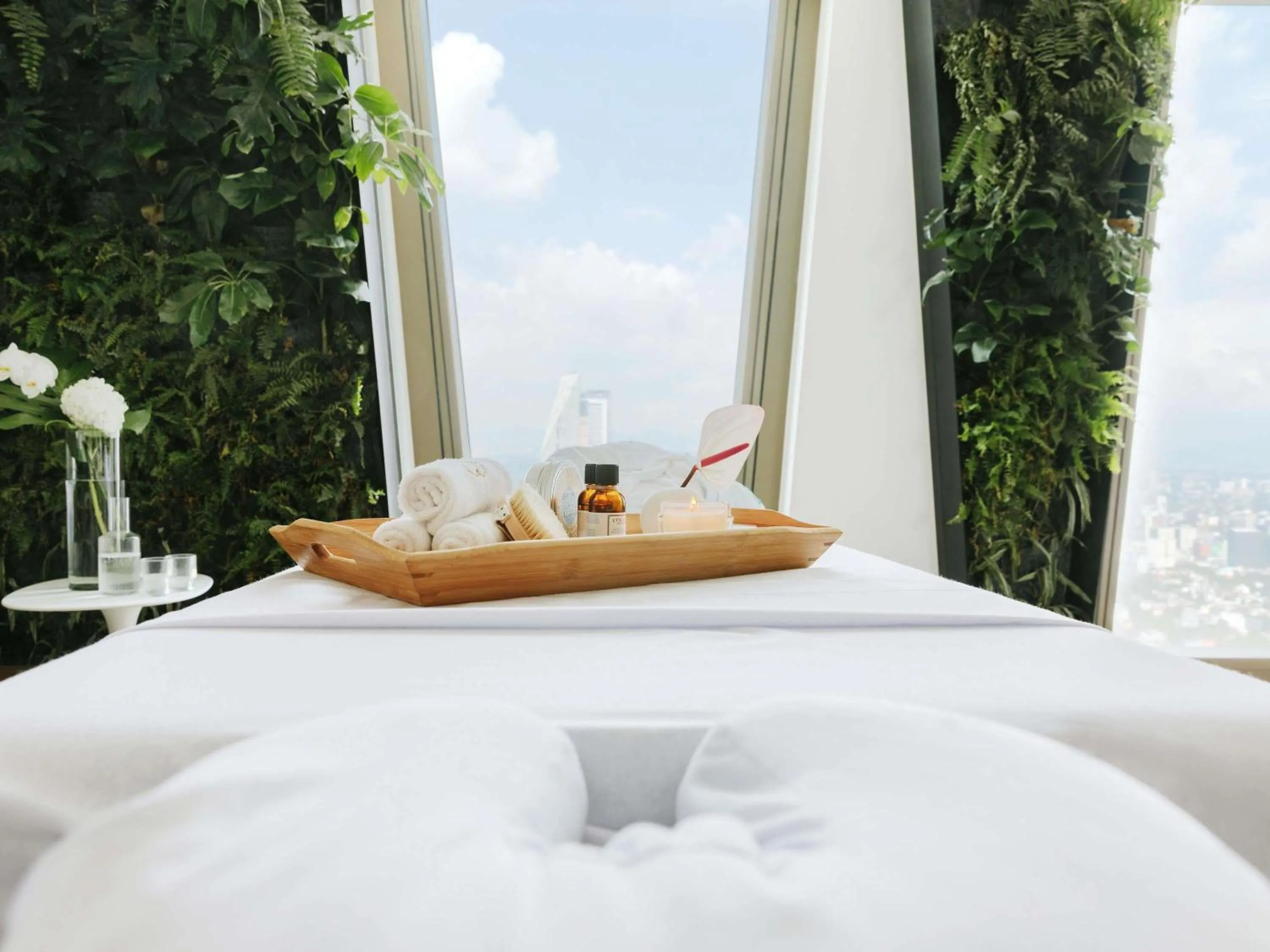 Spa and wellness centre/facilities, Bed in Sofitel Mexico City Reforma