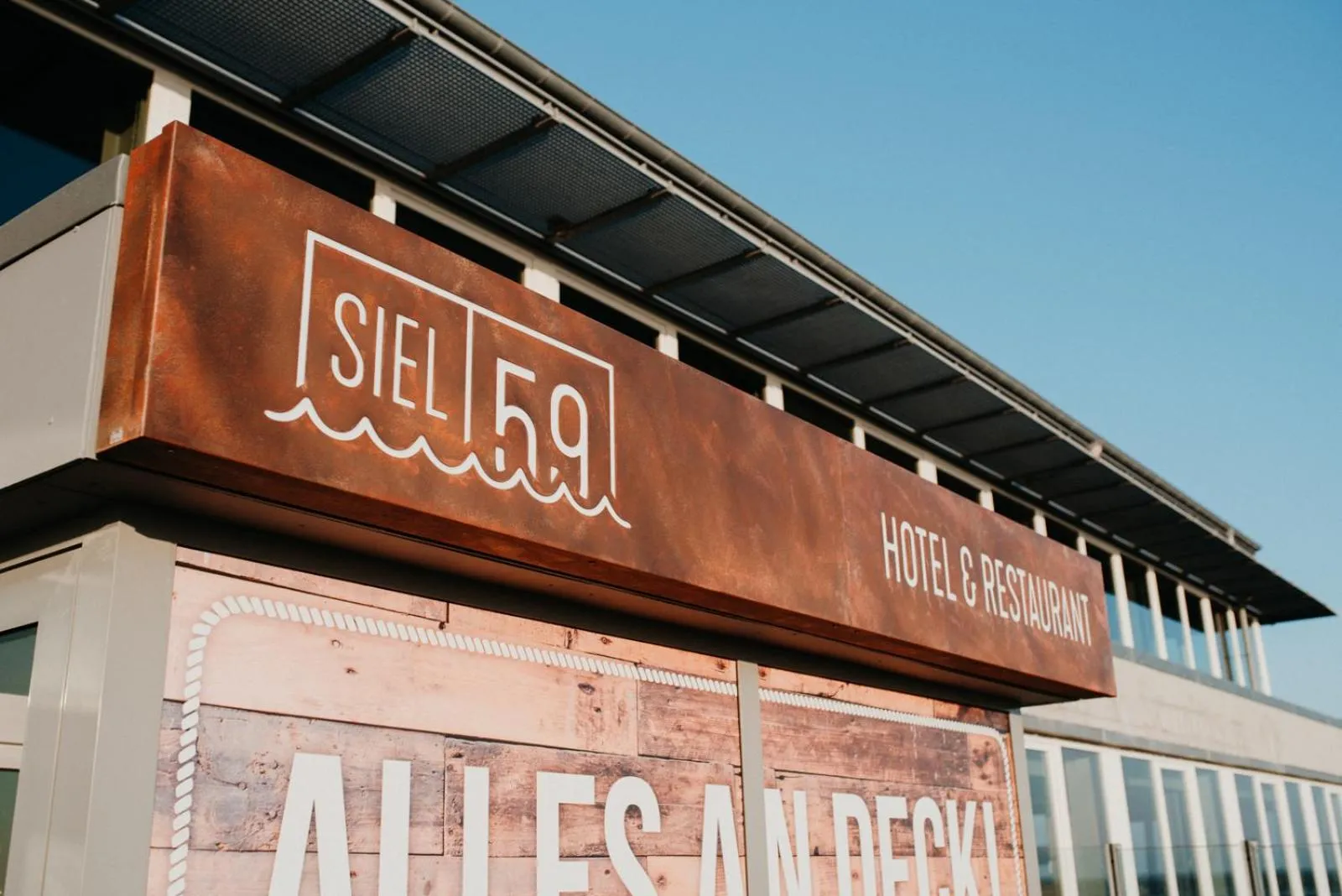 Facade/entrance in Siel59 Hotel & Restaurant