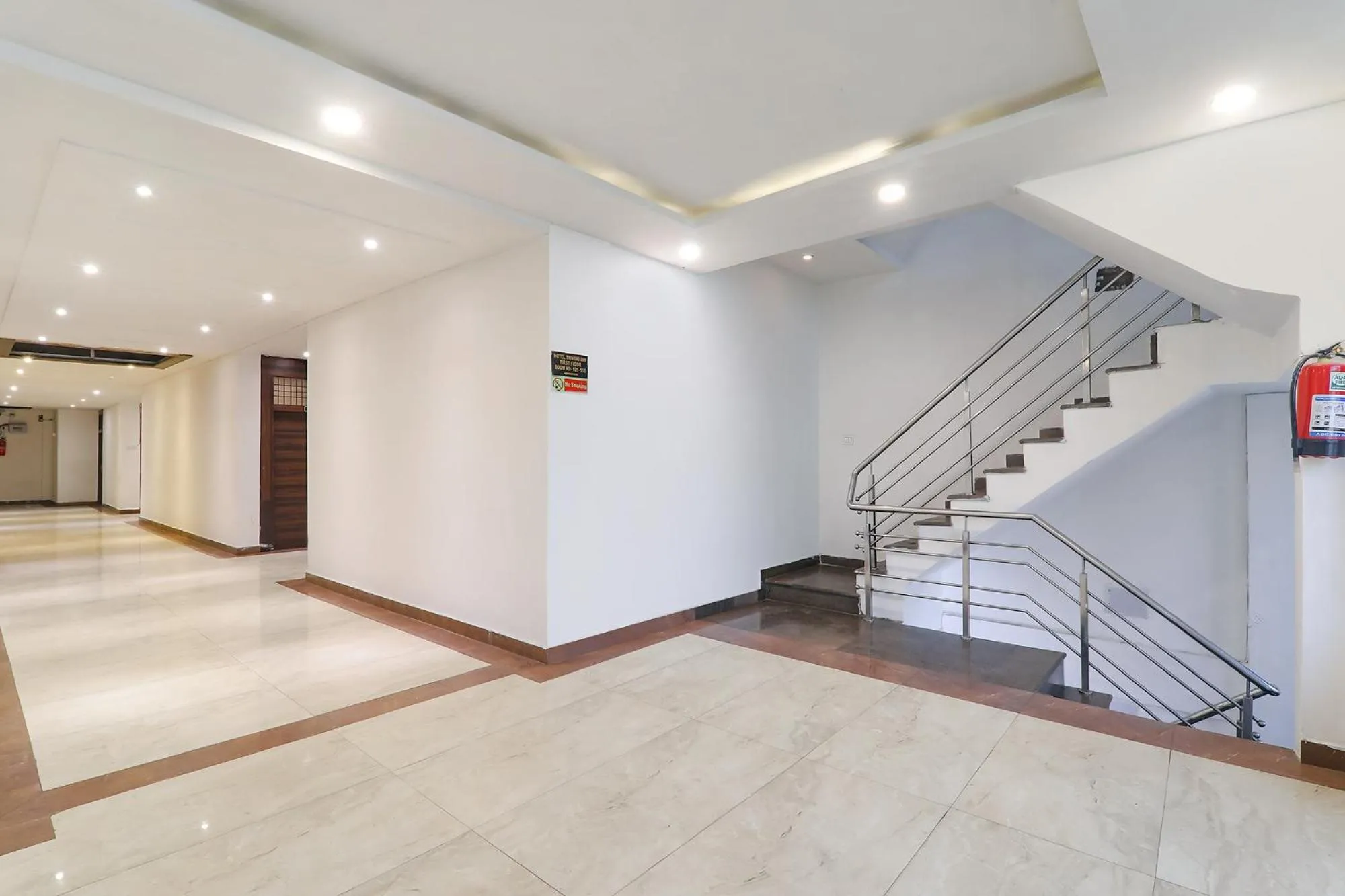 Lobby or reception in FabHotel Triveni