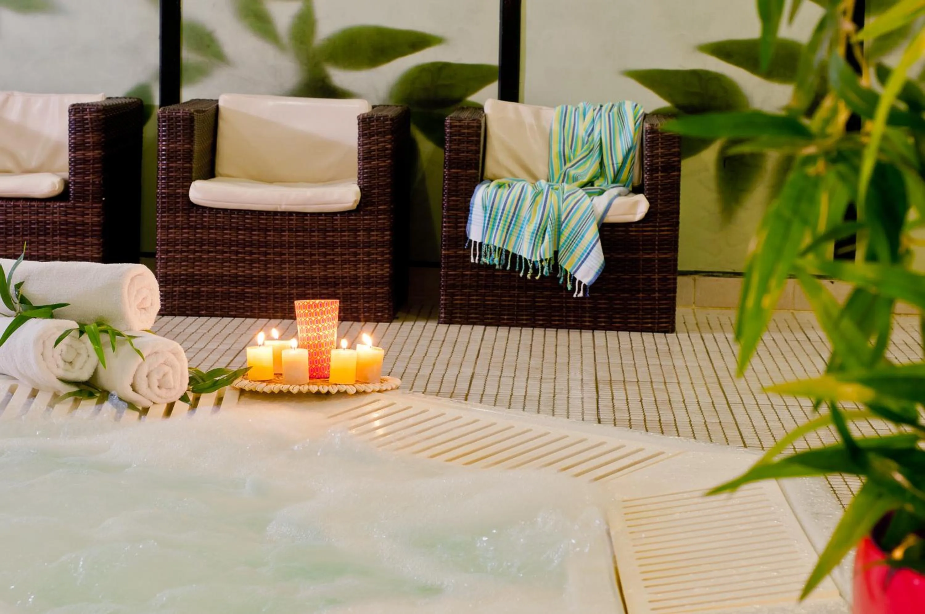 Open Air Bath in Leonardo Club Hotel Dead Sea - All Inclusive