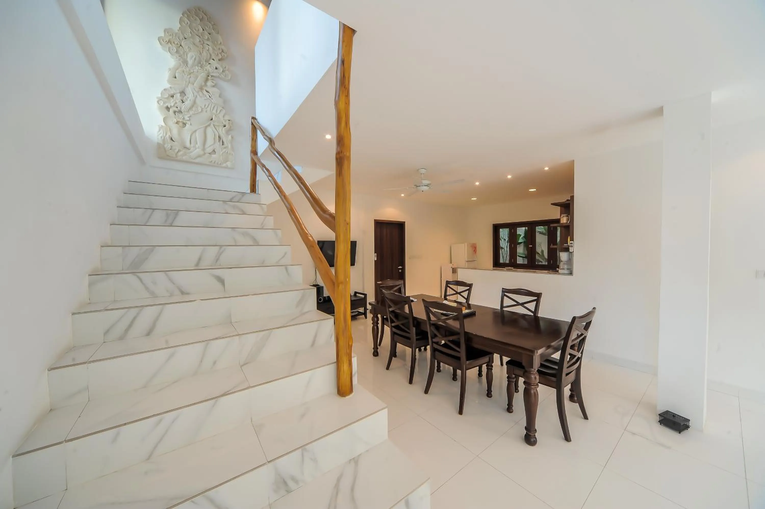 Dining area in Villa Pearl Seminyak