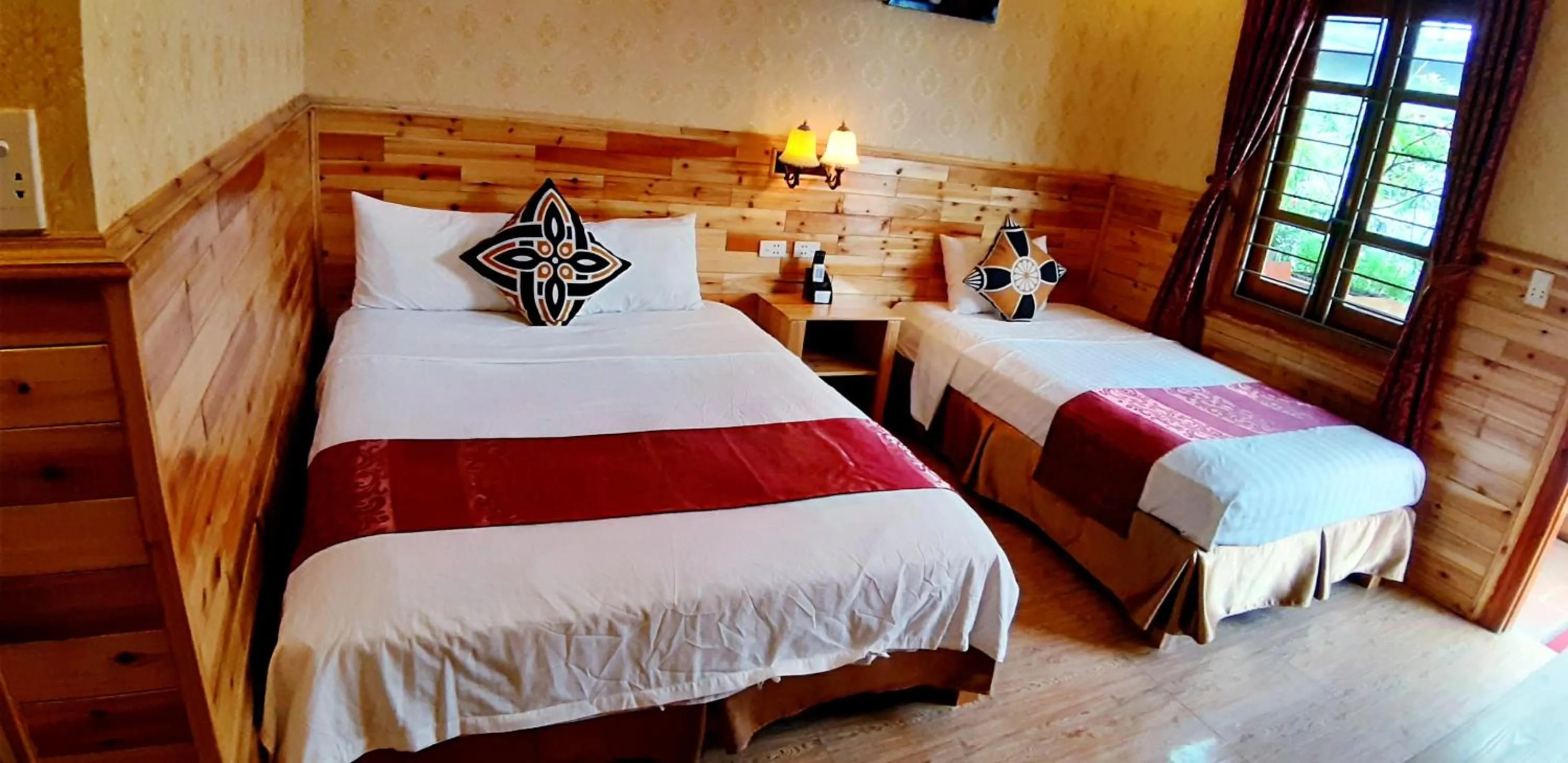 Bed in Dang Khoa Garden Inn