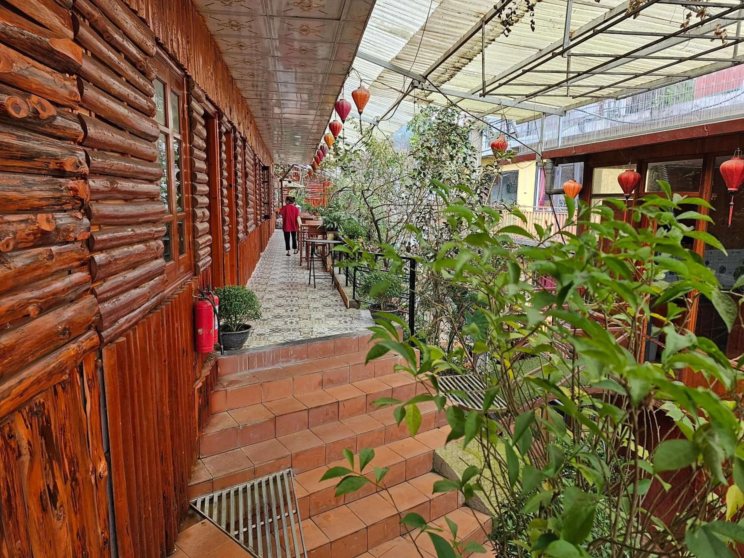 Property building in Dang Khoa Garden Inn