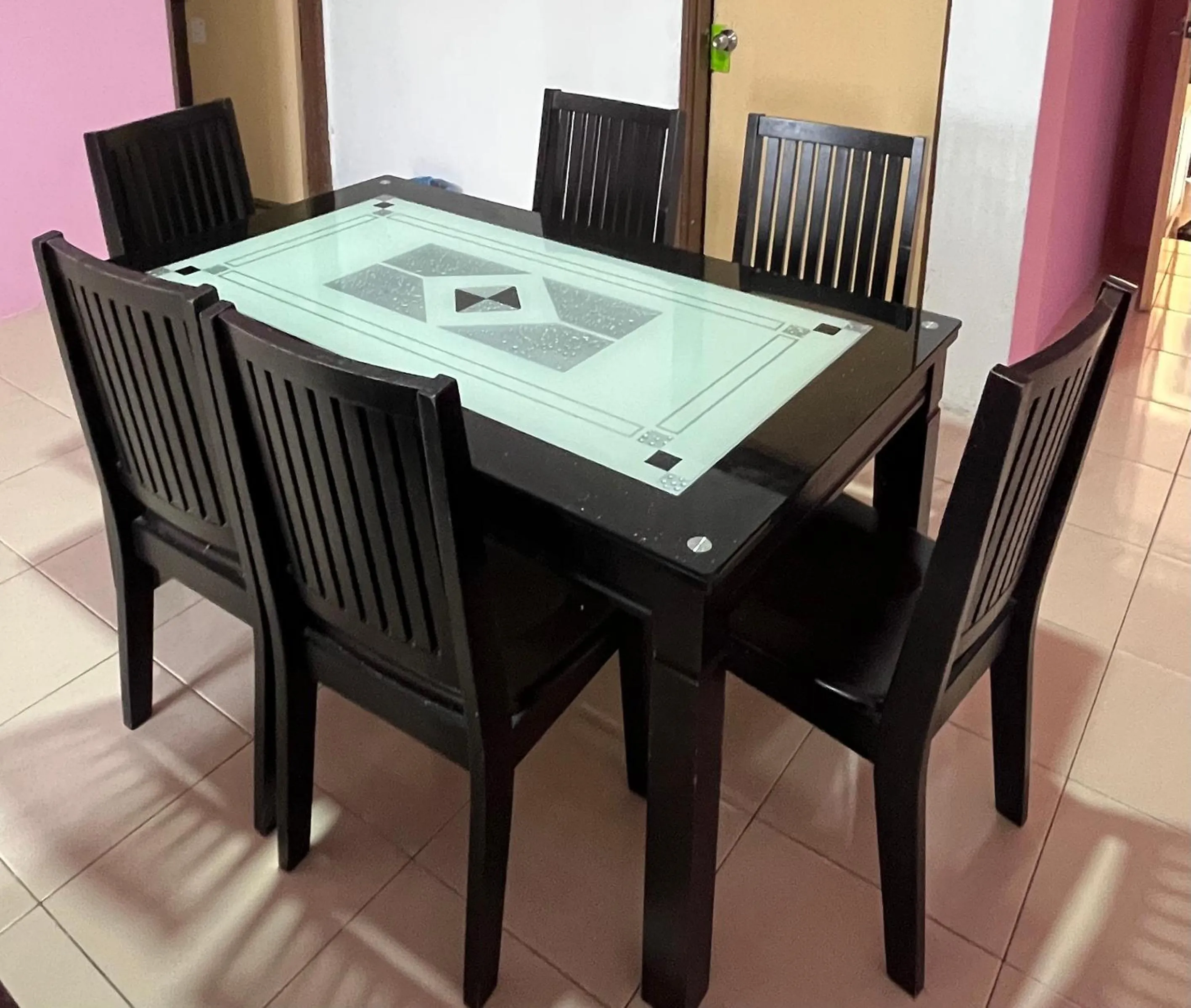 Cameron Supersave Apartment @ Crown Imperial Court