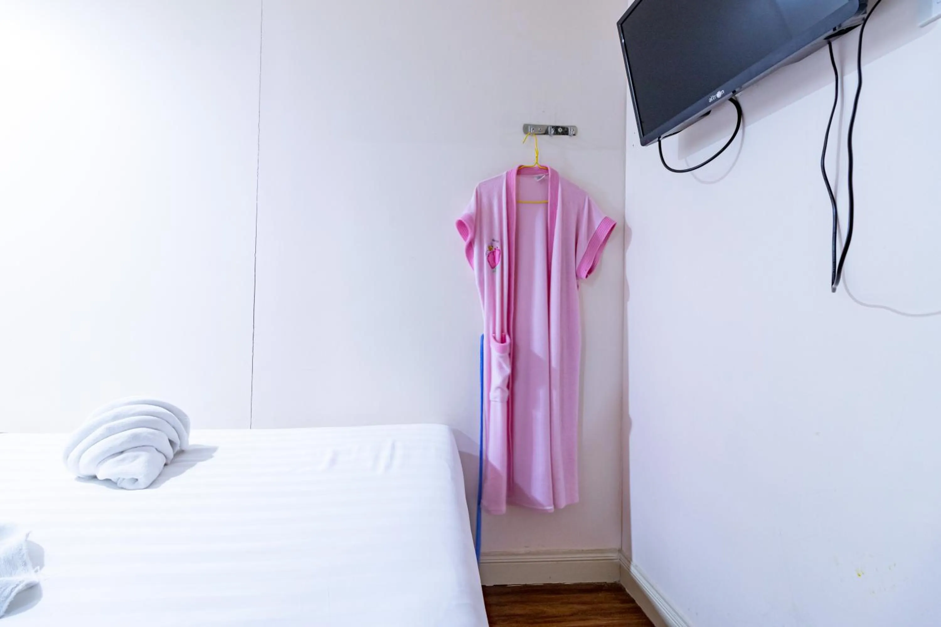 Bedroom, Bed in Oun Residence