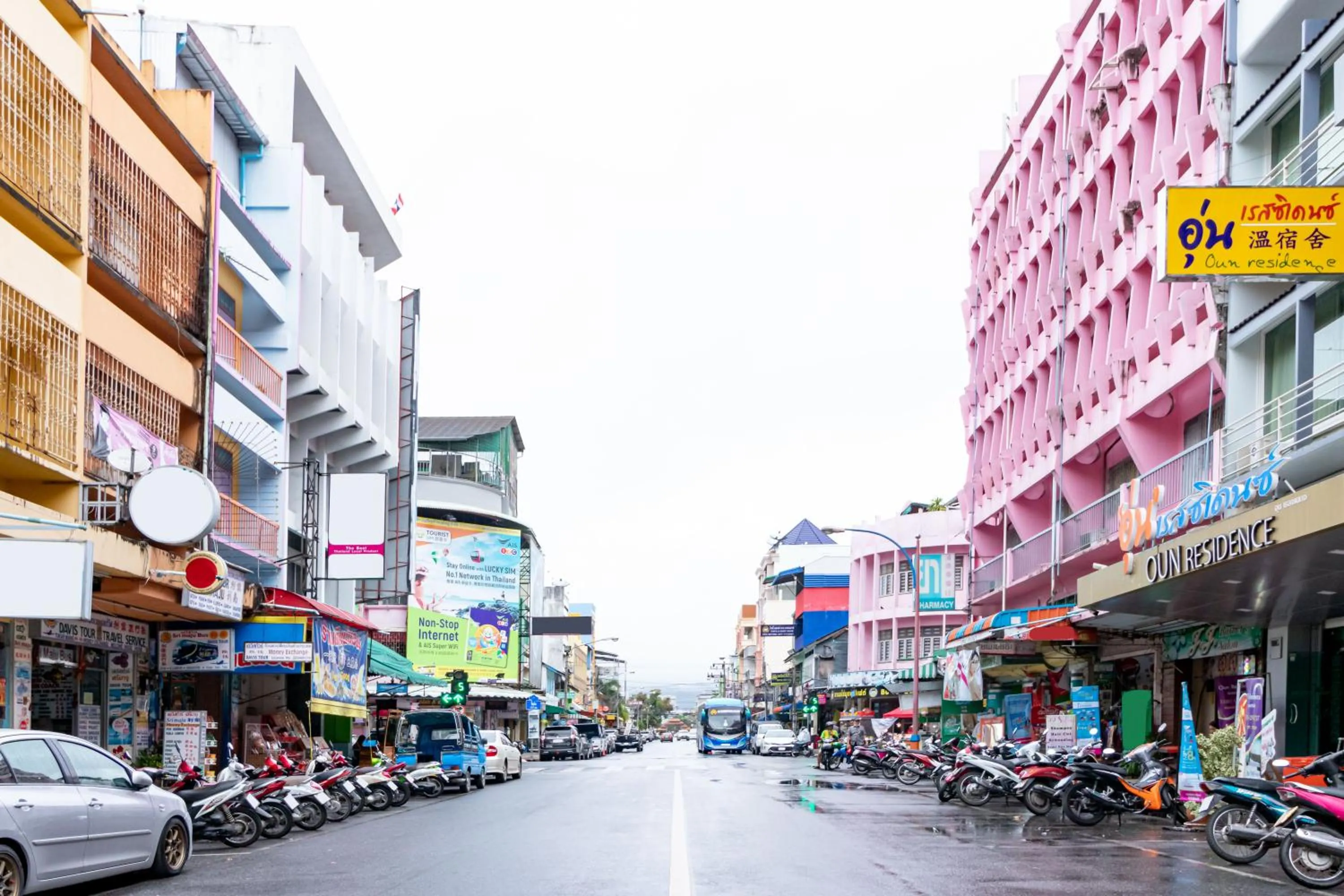 Neighbourhood in Oun Residence