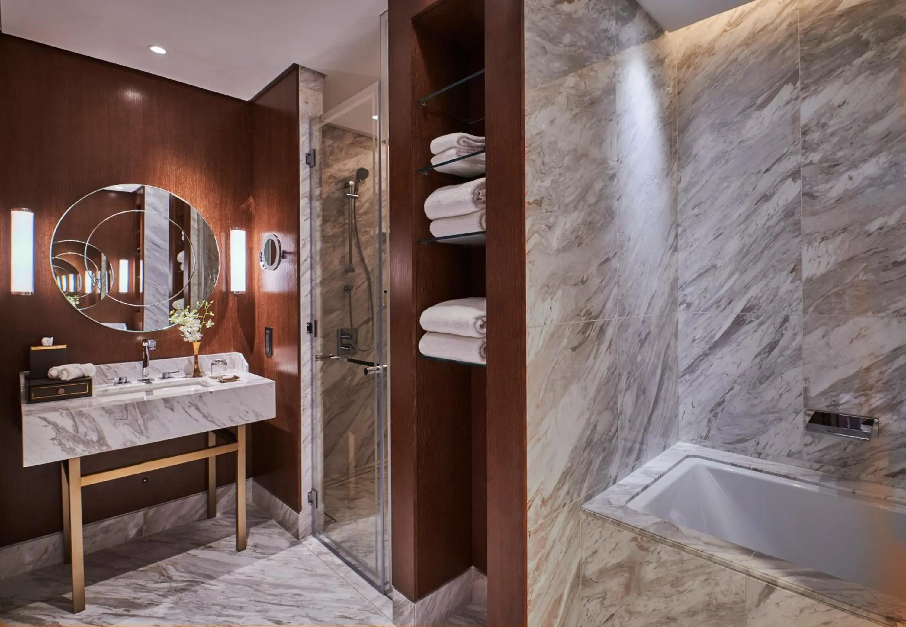 Premier Queen Room with Two Queen Beds and Skyline View in Waldorf Astoria Dubai International Financial Centre Premier Queen Room with Two Queen Beds and Skyline View in Waldorf Astoria Dubai International Financial Centre