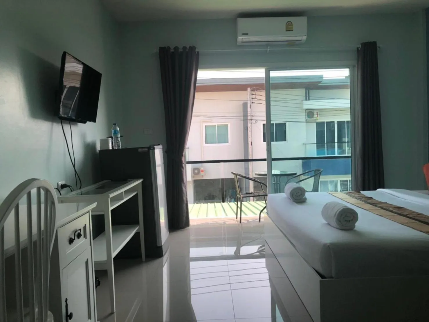 Bed in Khao Oat airport