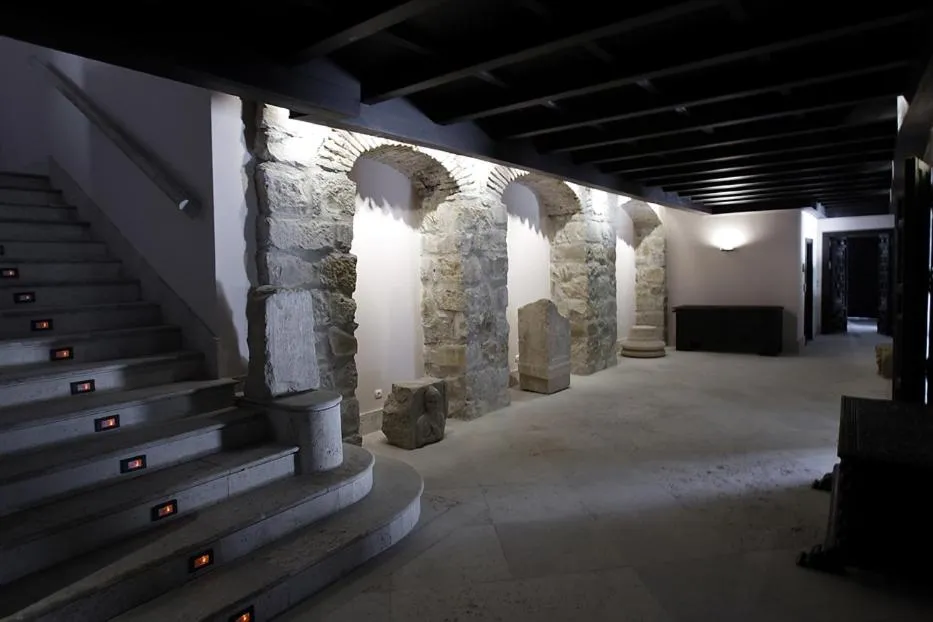 Property building in Hotel Palacio de Mengibar