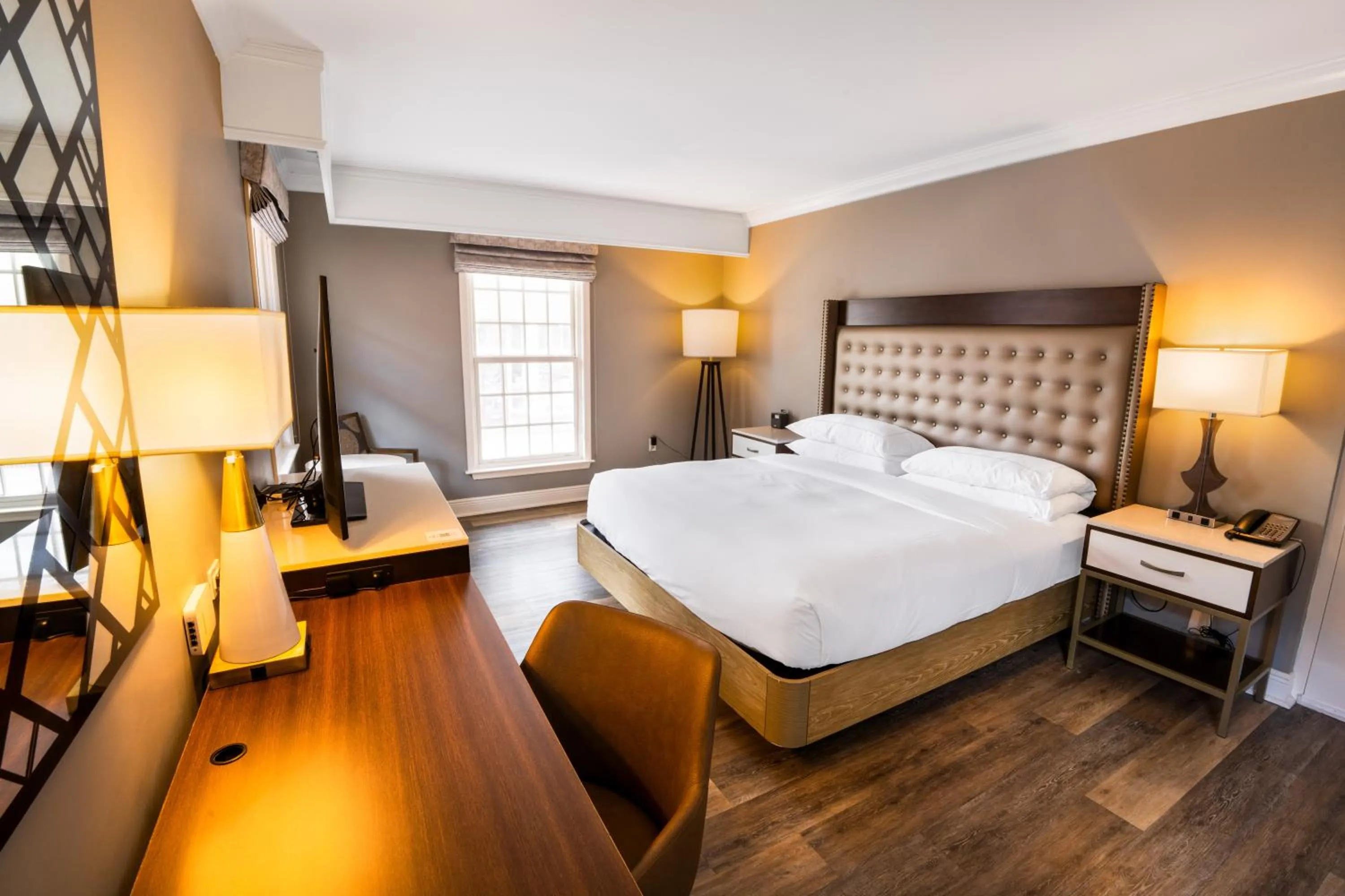 Bed in Hilton Saint Augustine Historic Bayfront