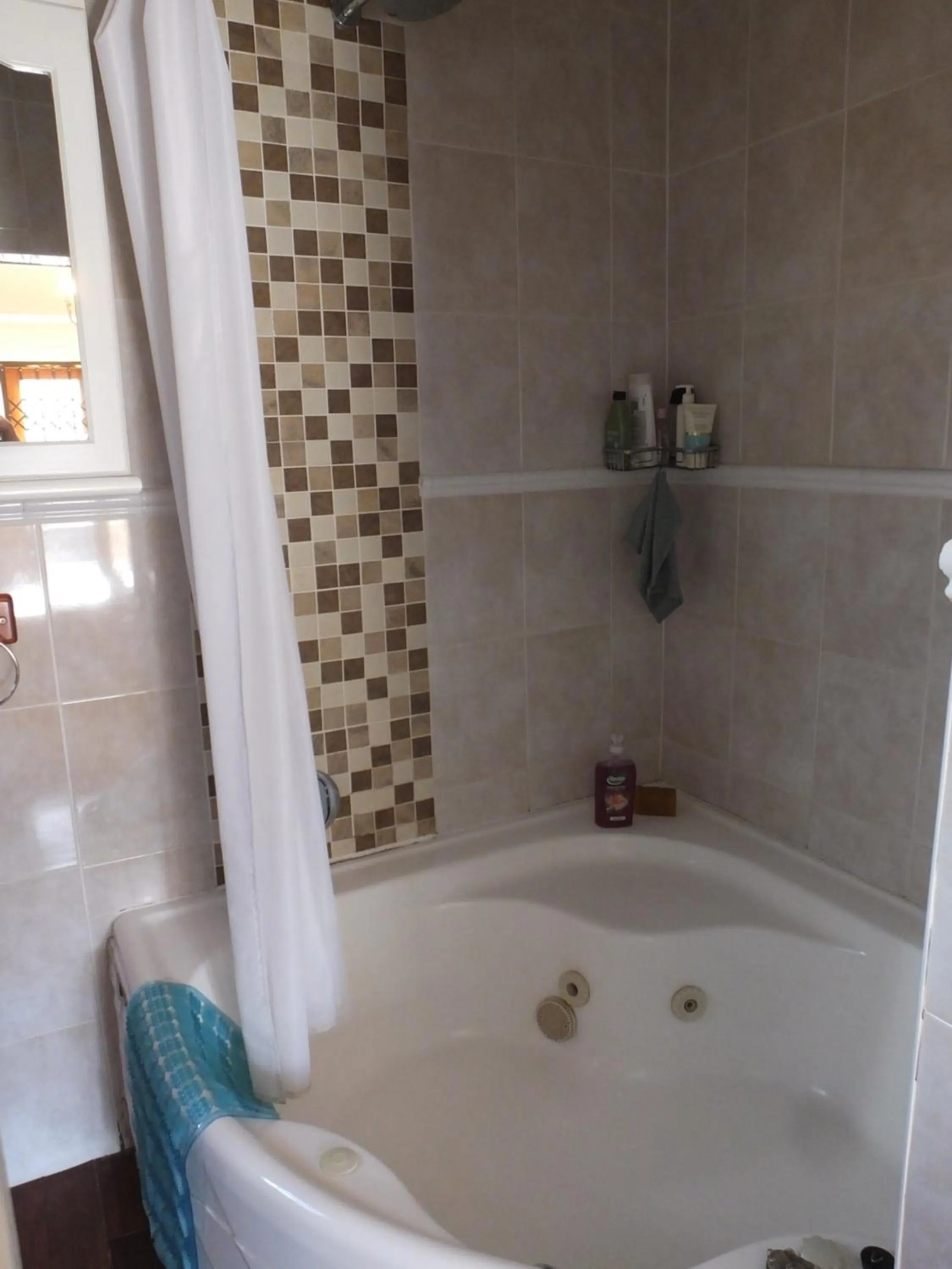 Bathroom in Summerstrand Beach Lodge