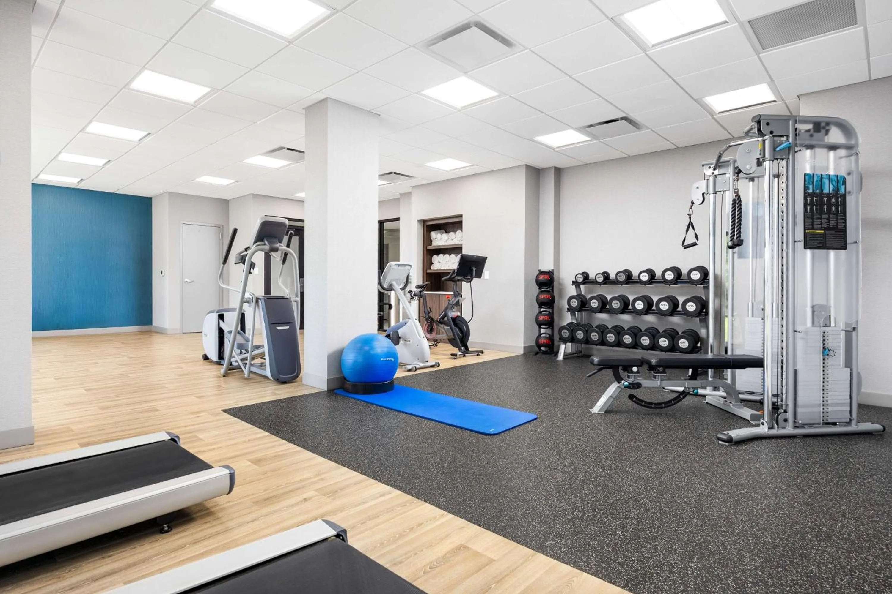 Fitness centre/facilities in Hampton Inn Knoxville-West At Cedar Bluff