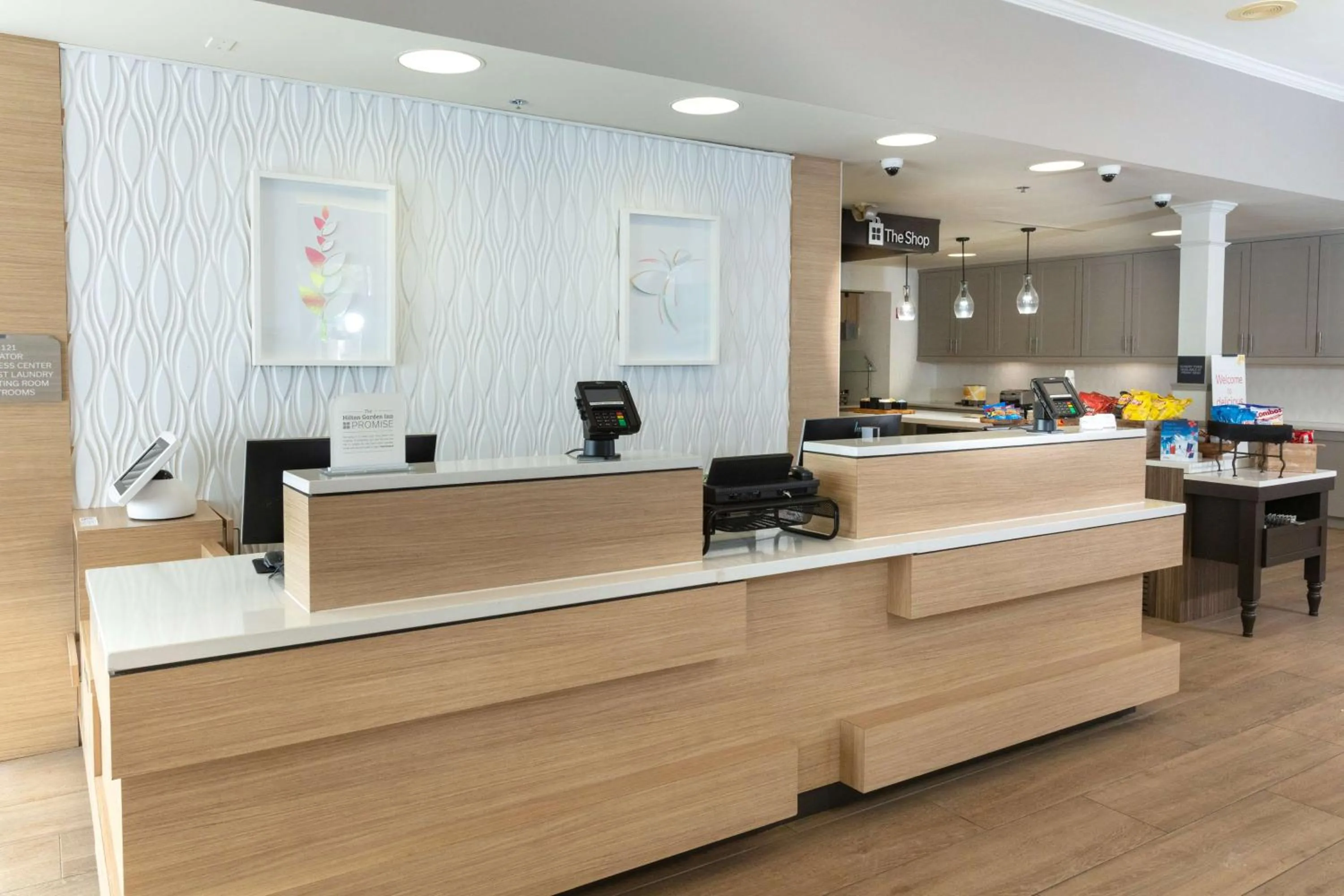 Lobby or reception in Hilton Garden Inn Saint Augustine Beach